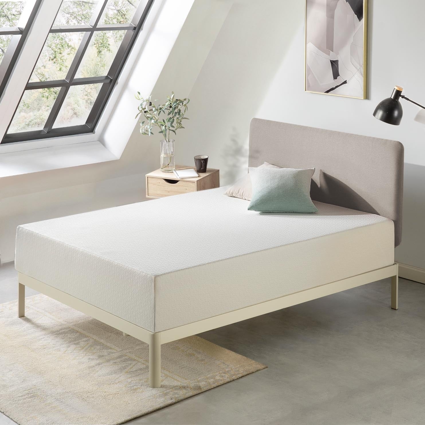 Queen Size Memory Foam Mattress 12 Inch Crown Comfort