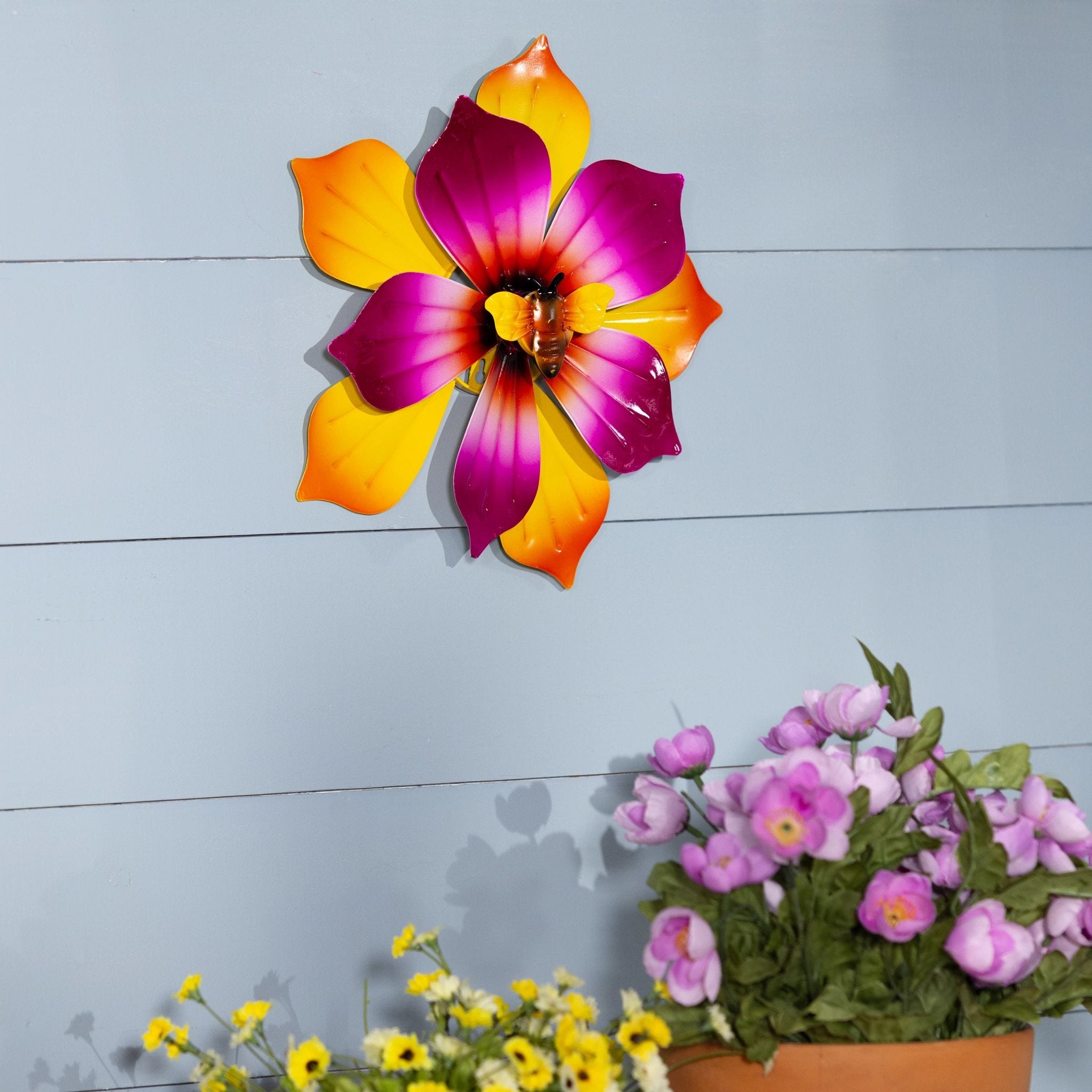 13 In. Metal Radiant Blossom Bee Wall Spinner
