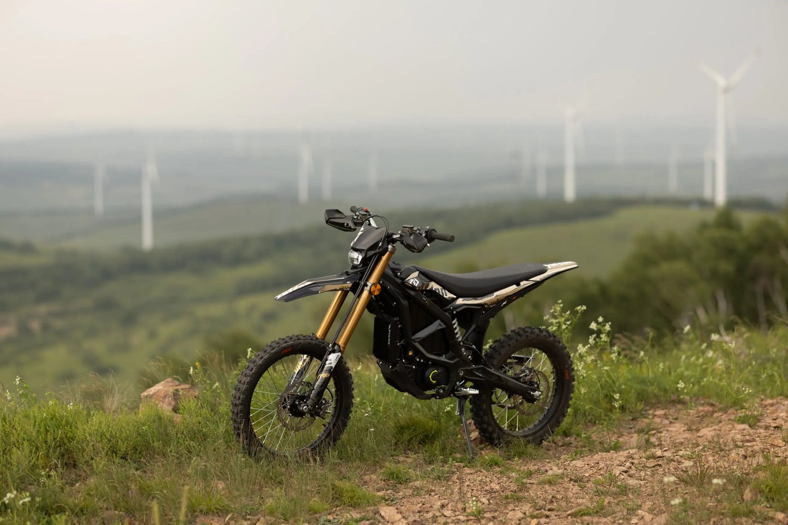SUR RON ULTRA BEE X 2025 OFF ROAD
