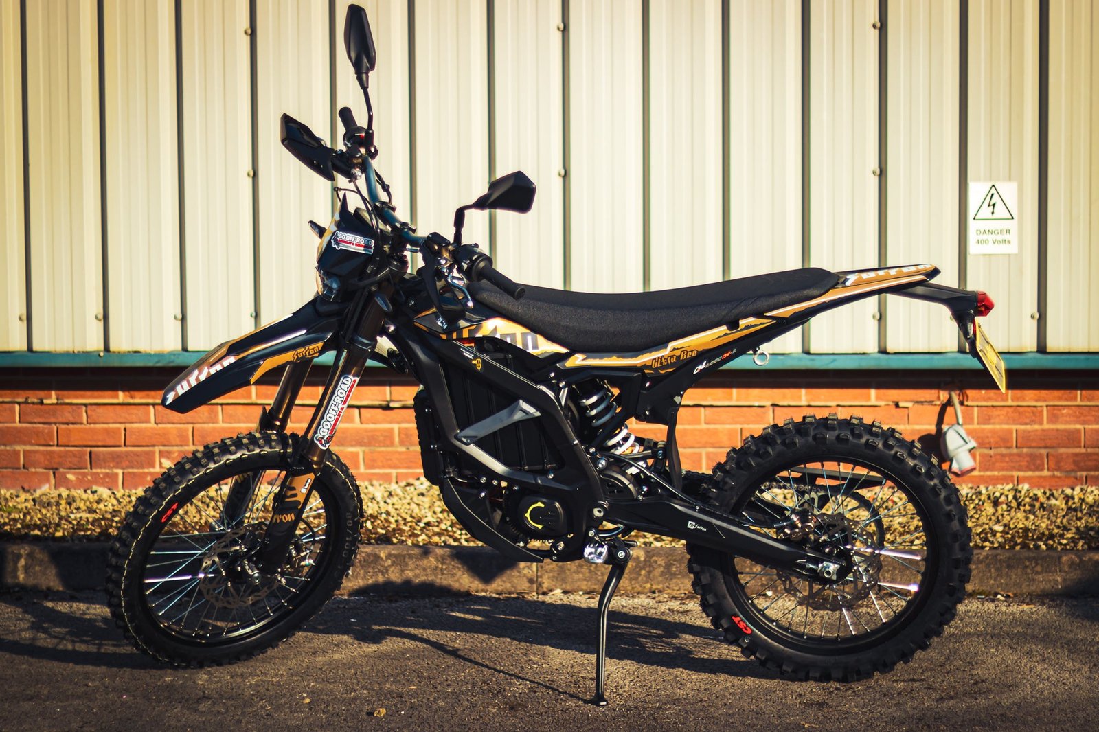SUR RON ULTRA BEE T 2026 ROAD LEGAL