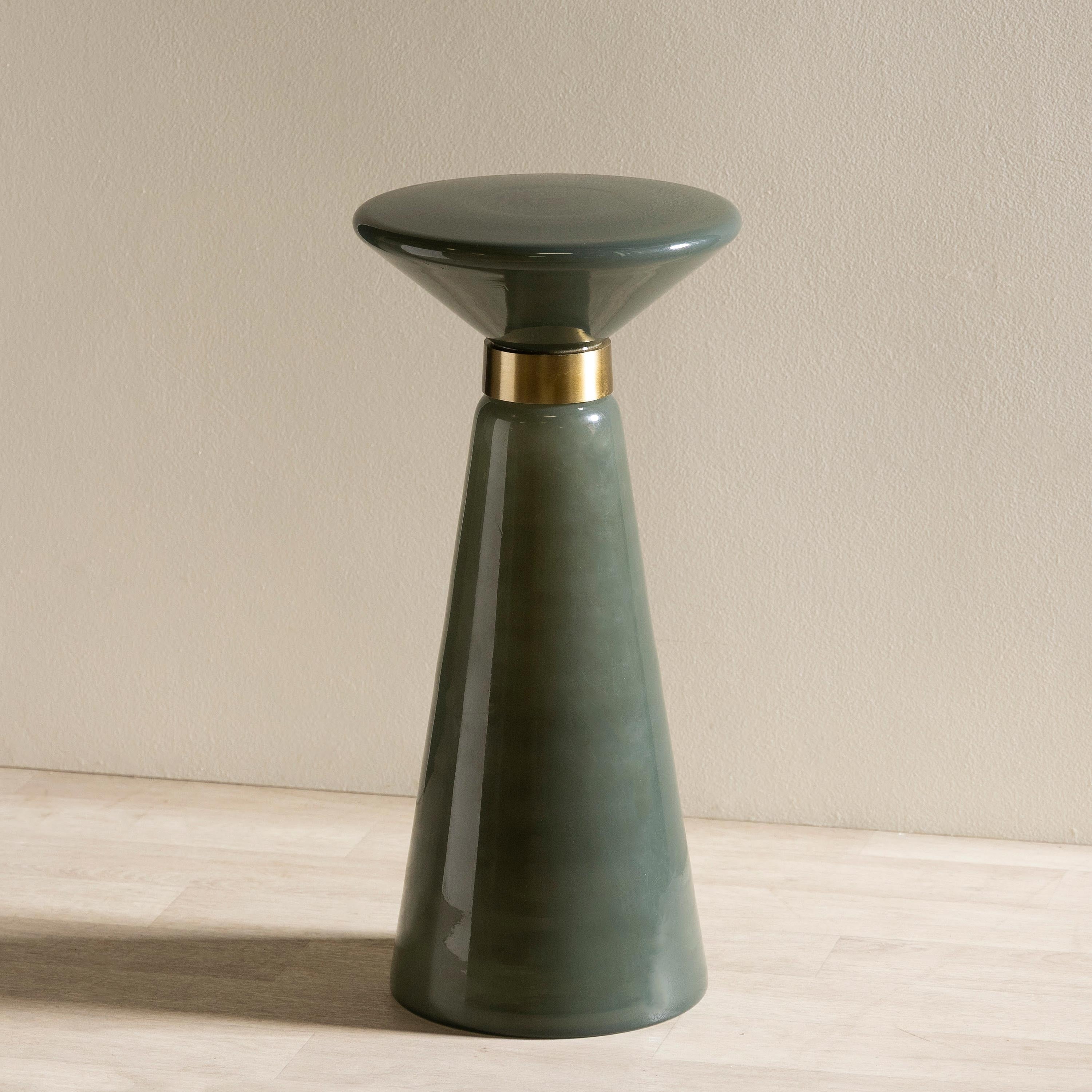 22 In. Milky Glass Drink Table