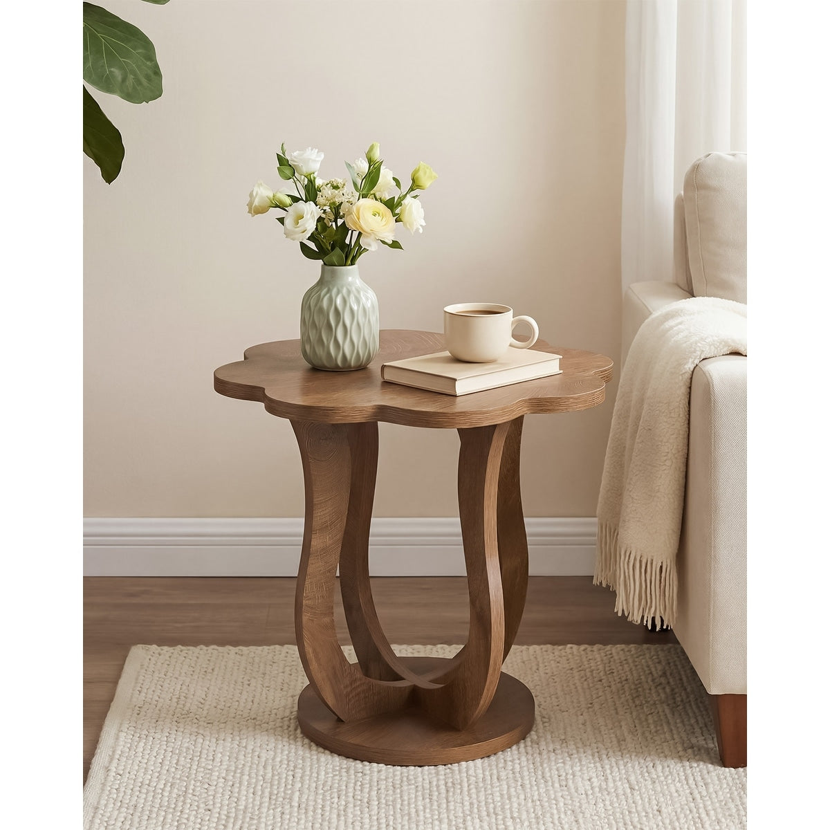 25.6 Modern Small Side Table Flower Shaped Drink Table