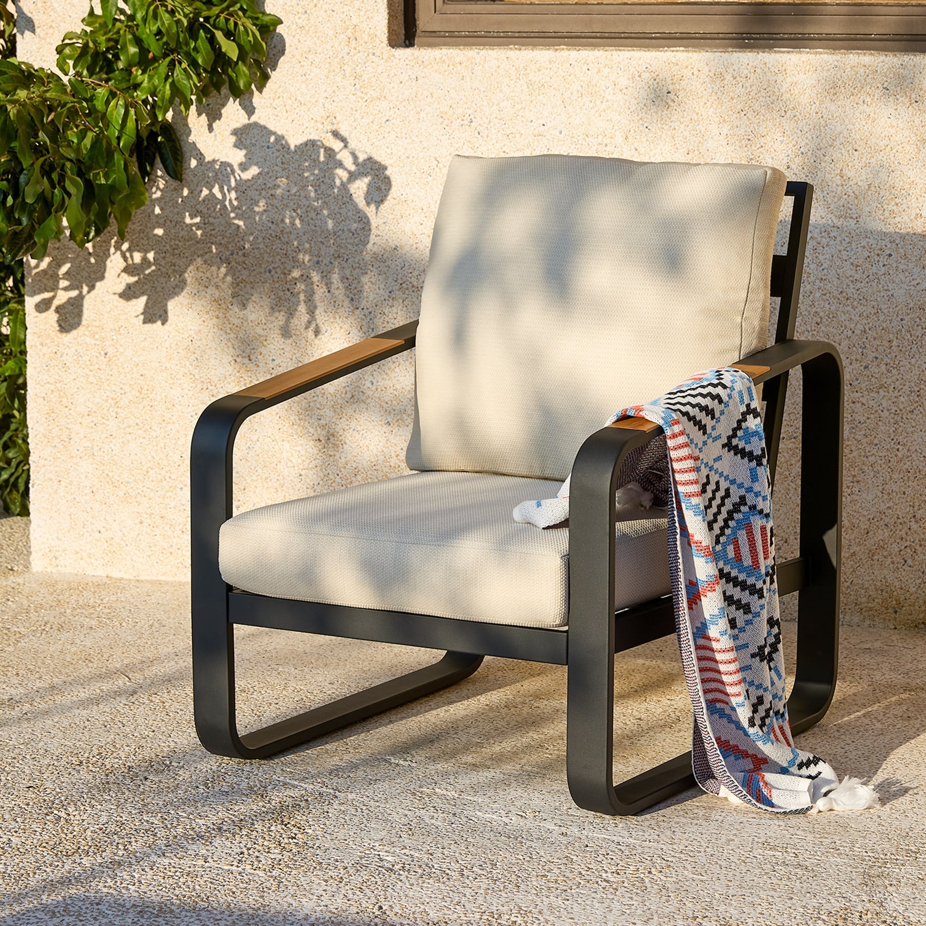29.9 Wide Outdoor Single Club Chair Patio Sofa With Removable Cushions