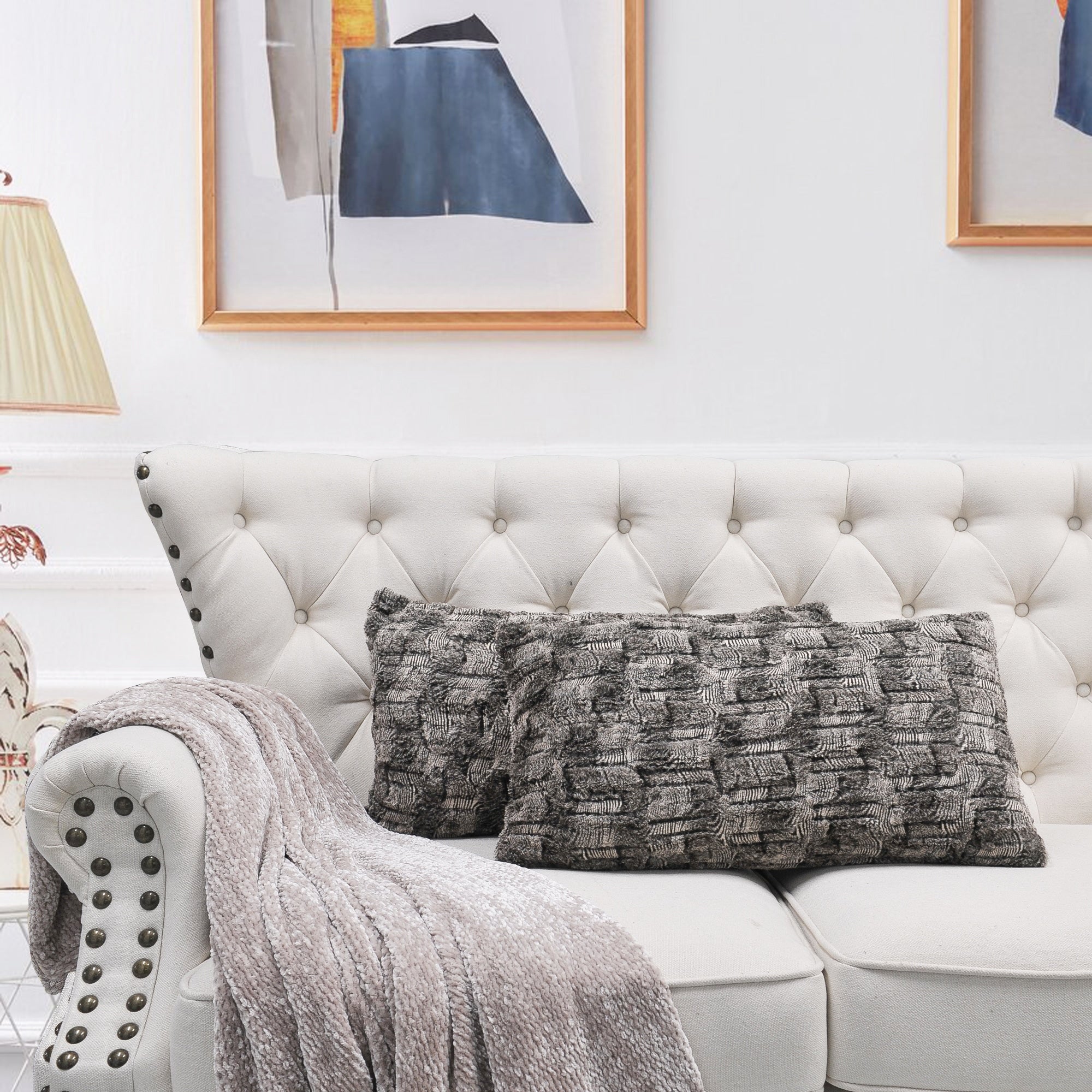 2Pcs Plush Fauxfur Decorative Throw Pillow Covers