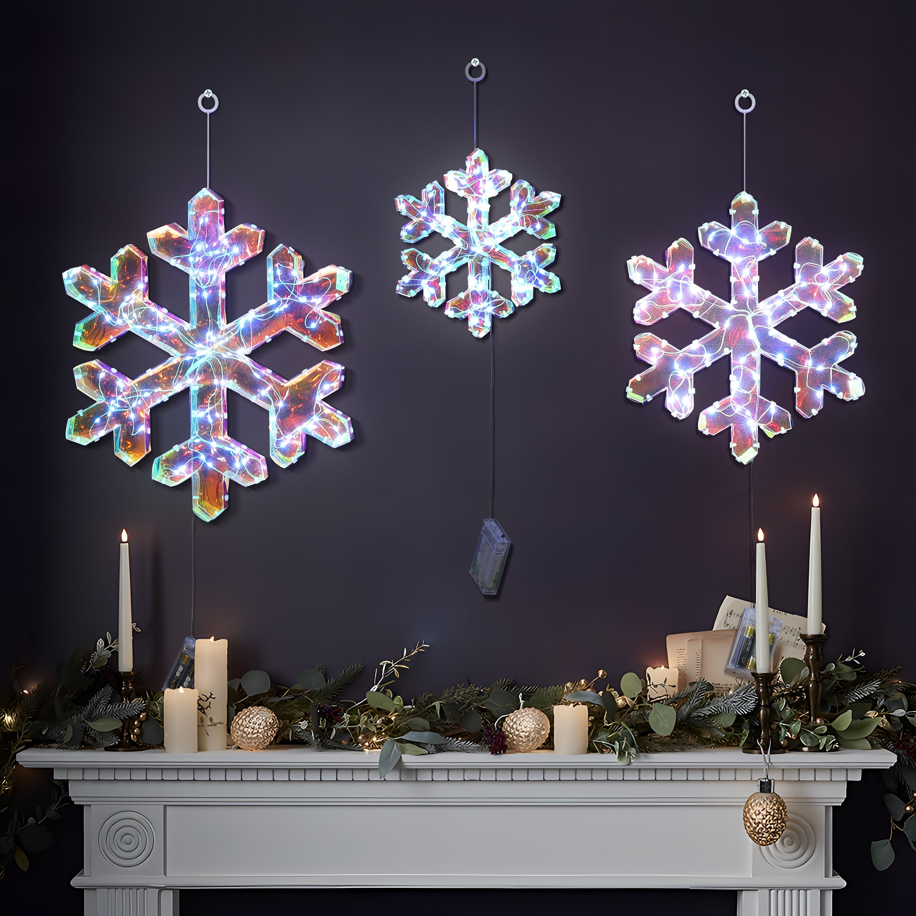 3 Piece Snowflake Holiday Decoration Set With Battery Operated Lights