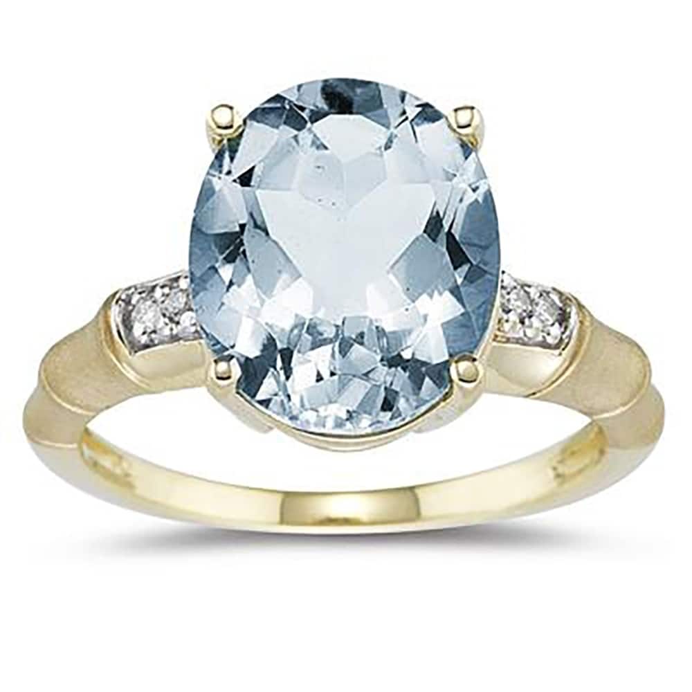 3.97 Carat Aquamarine And Diamond Ring In 14K Yellow Gold