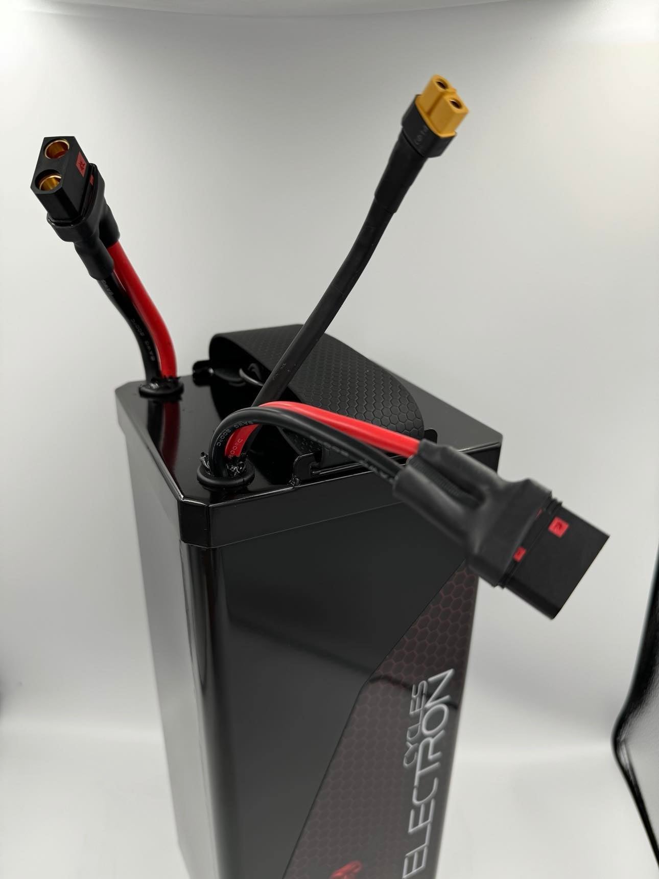 Electron Cycles Sur Ron Battery 81.4v 22s 4450Wh 55Ah Zeus Molicel P50B 48Kw + Charger