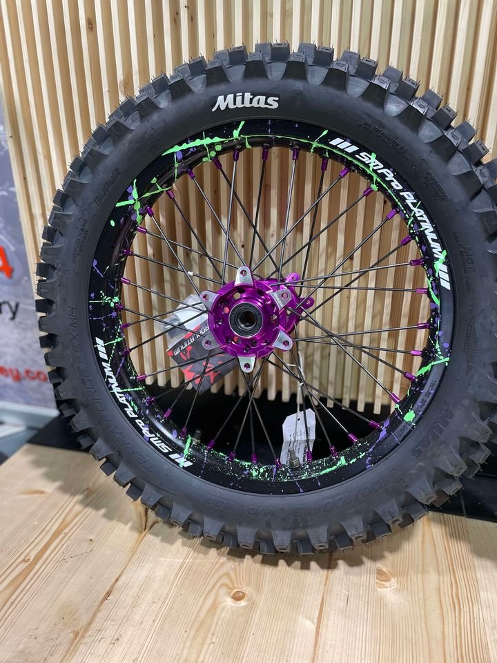 SM PRO ULTRA BEE WHEEL SET 21/18″ SPLATTERKOTE GREEN/PURPLE COMBO