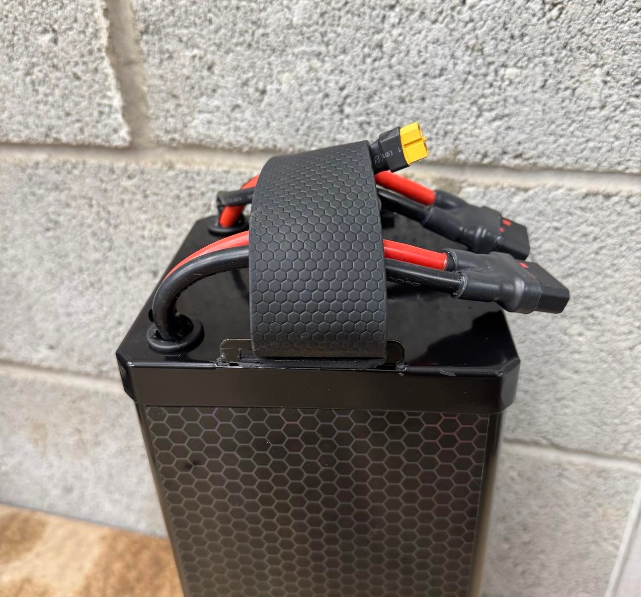 Sur Ron Battery 81.4v 4026Wh 50Ah THOR V2 45Kw + Charger