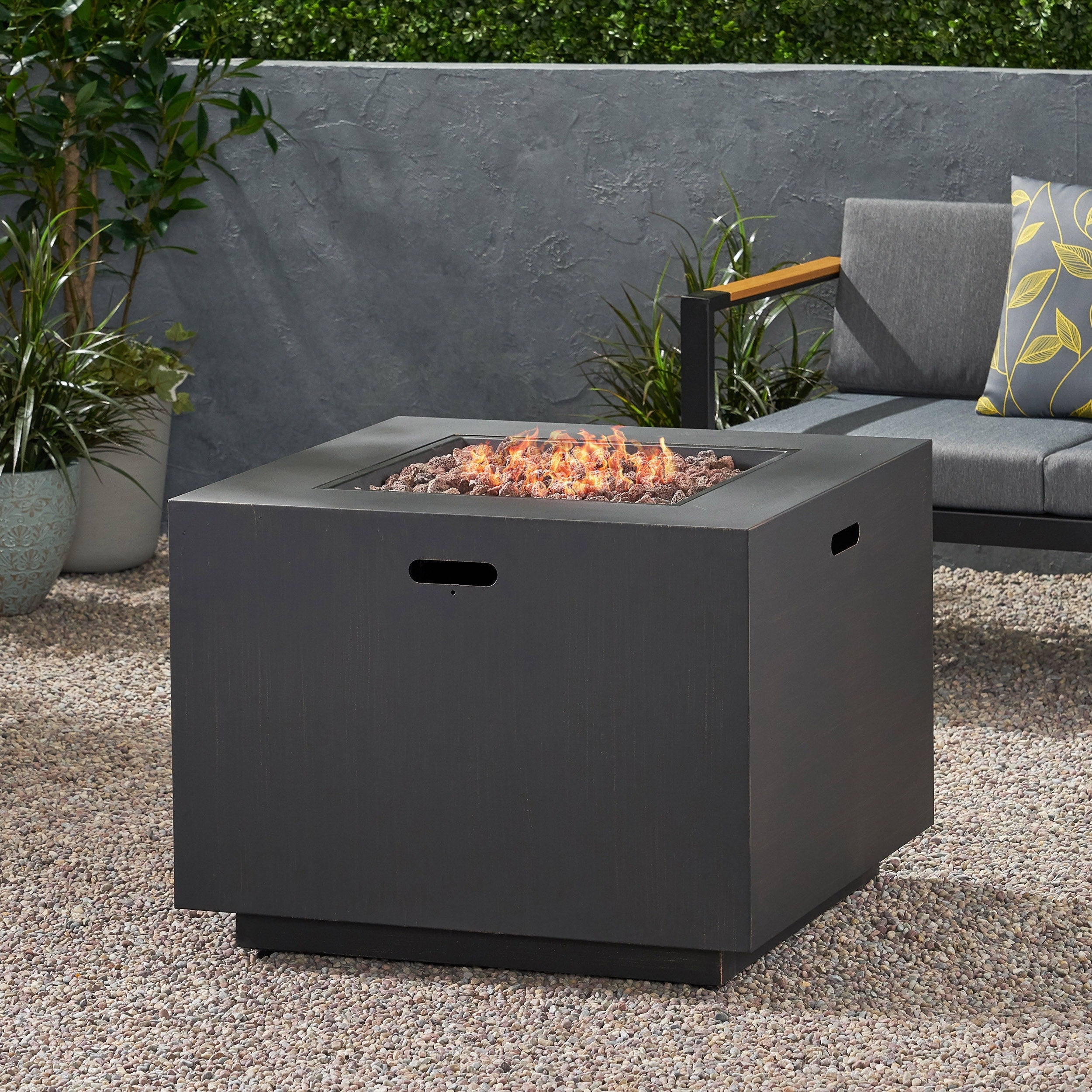 50 000 Btu Outdoor Iron Square Propane Fire Pit With Tank Inside