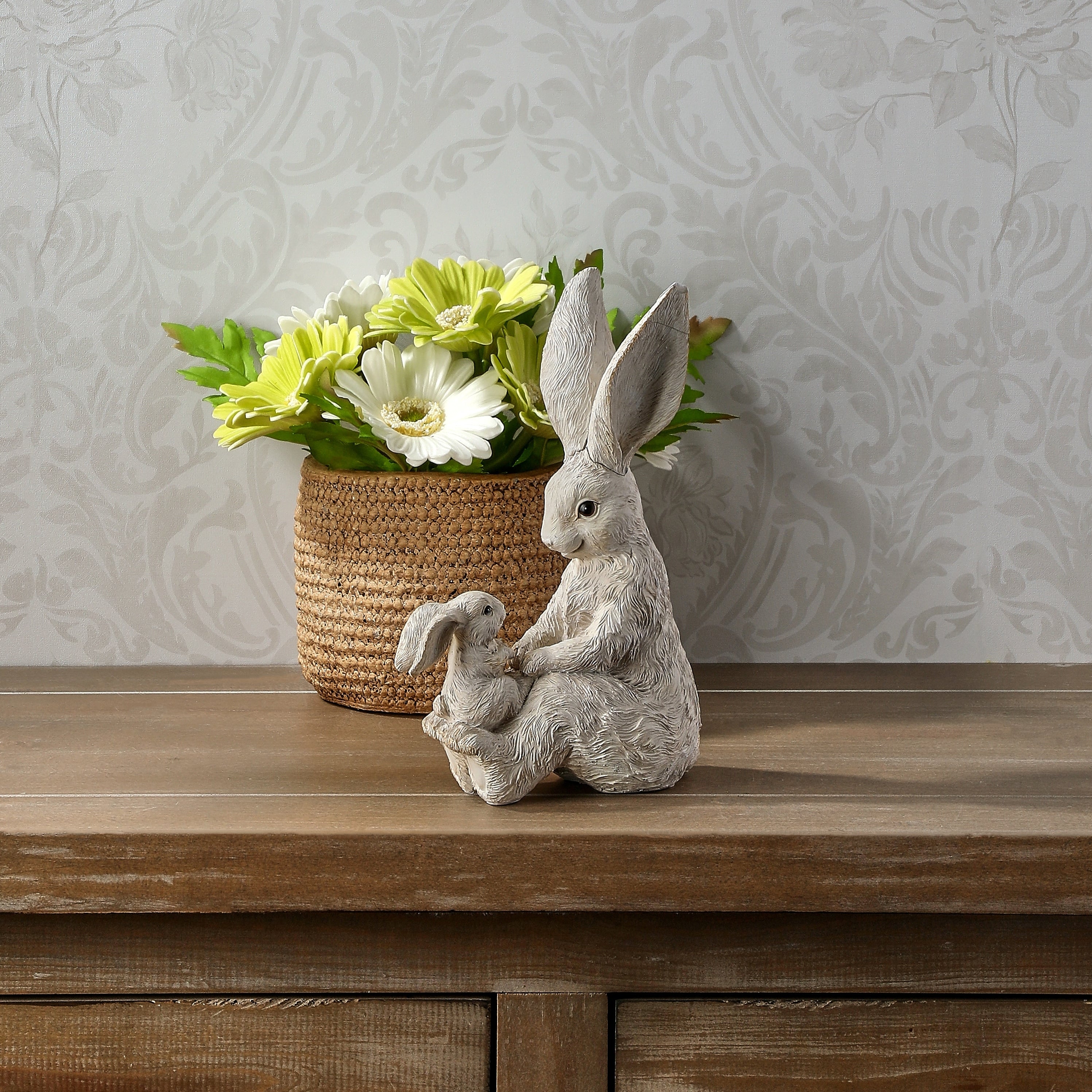 8.5 Resin Bunny With Child