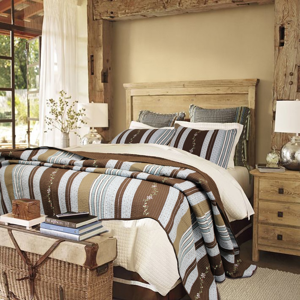 Copper Grove Amaryllis Striped 3 Piece Quilt Set