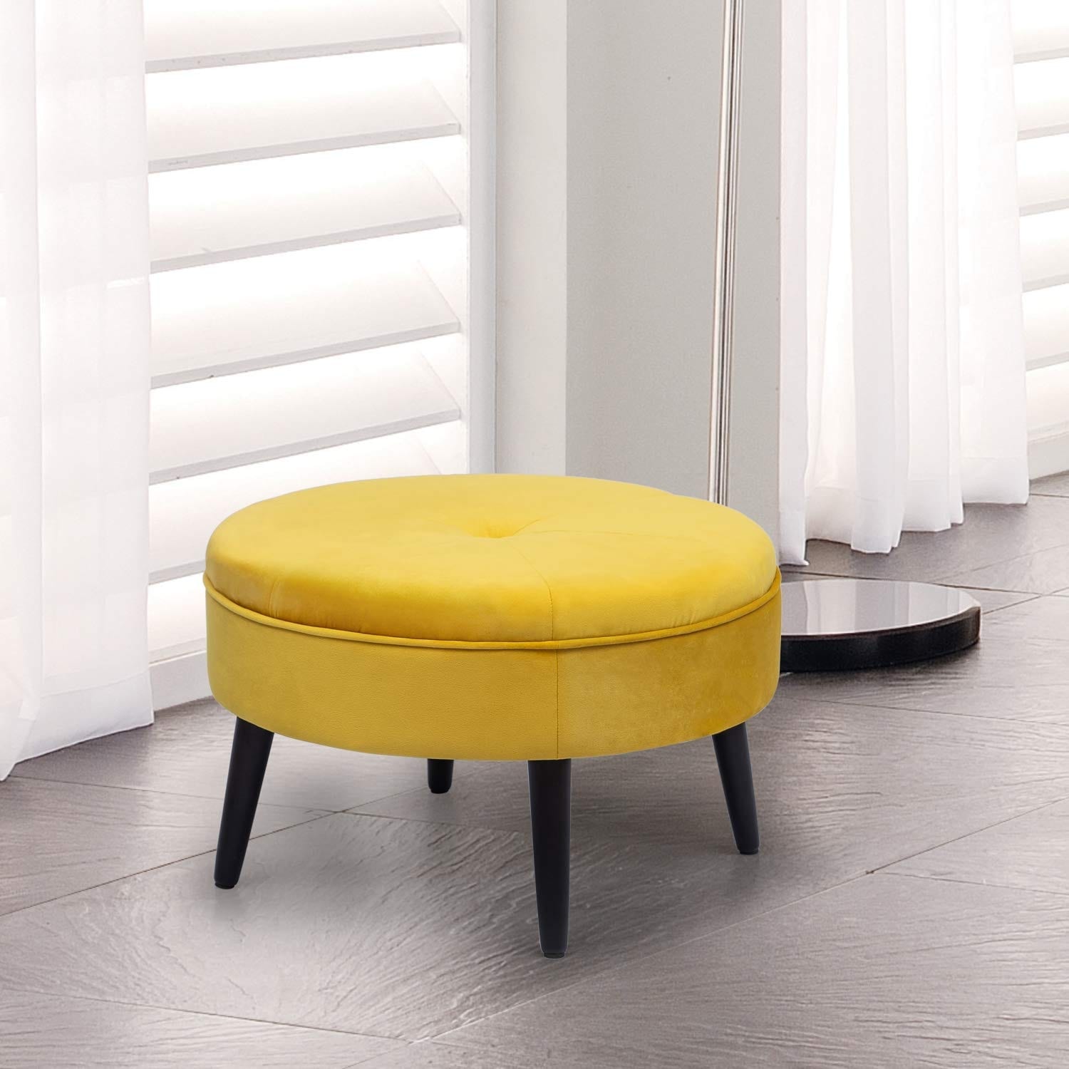 Carson Carrington Juttersbo Round Tufted Fabric Ottoman