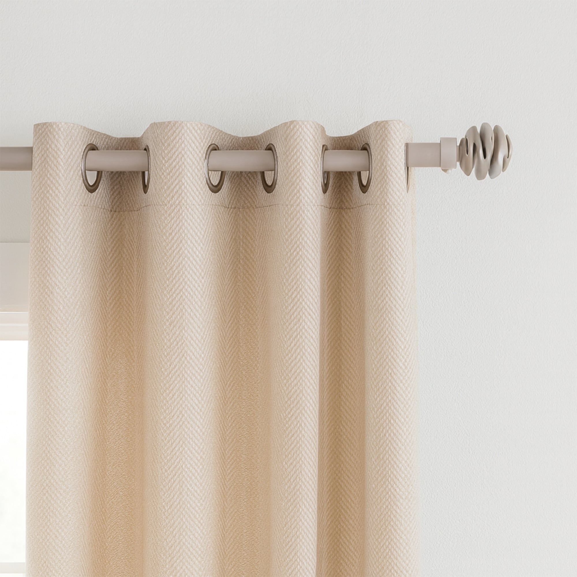 Extendable Curtain Rod 49 To 82 L Diam 0.75 Inches Villalouise Finial