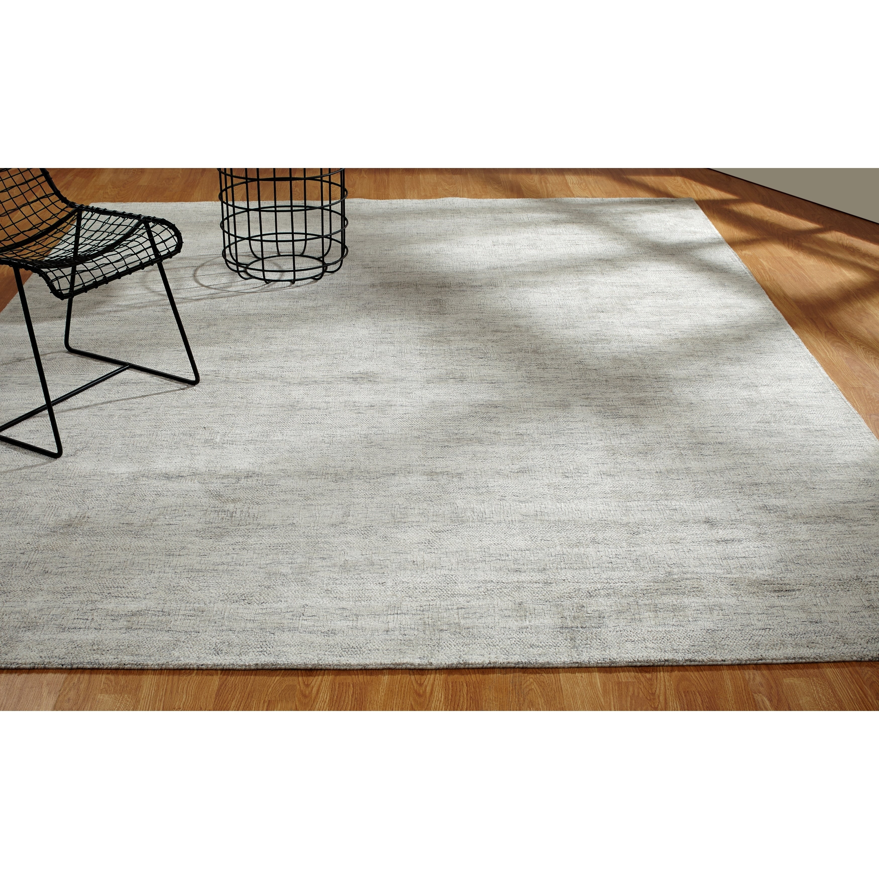 Aero Moonglow Grey Handmade Area Rug 76 X 96
