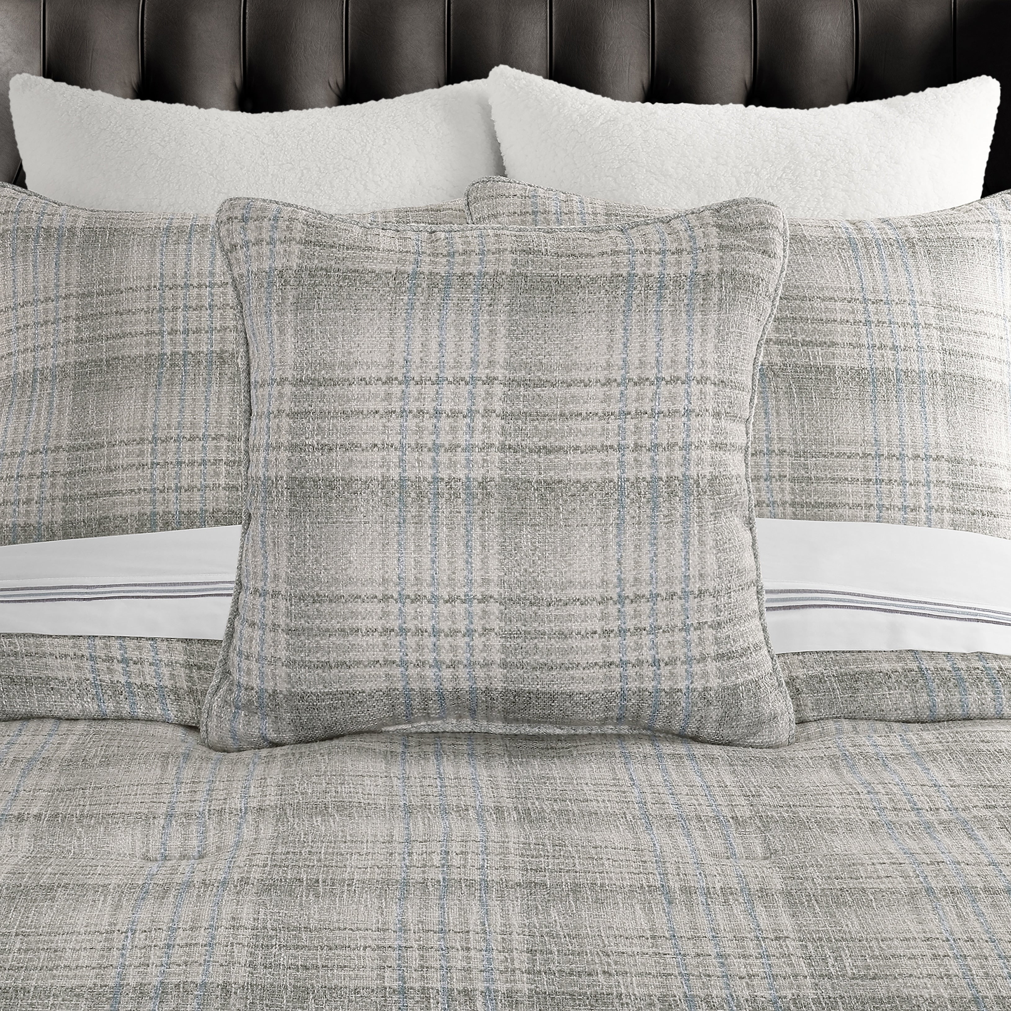 Alejandro 20 Square Decorative Throw Pillow