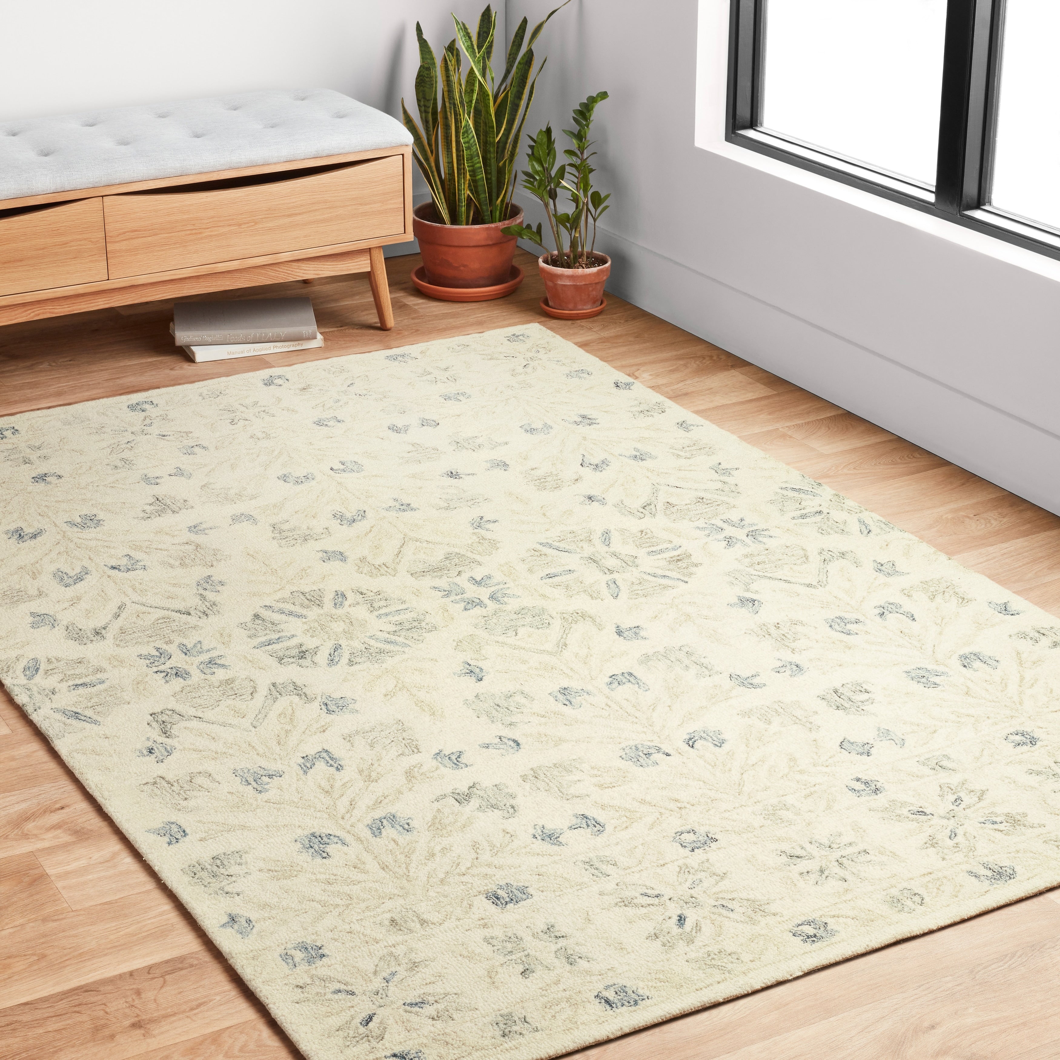 Alexander Home Annabelle Farmhouse Hand Hooked Traditional Wool Rug