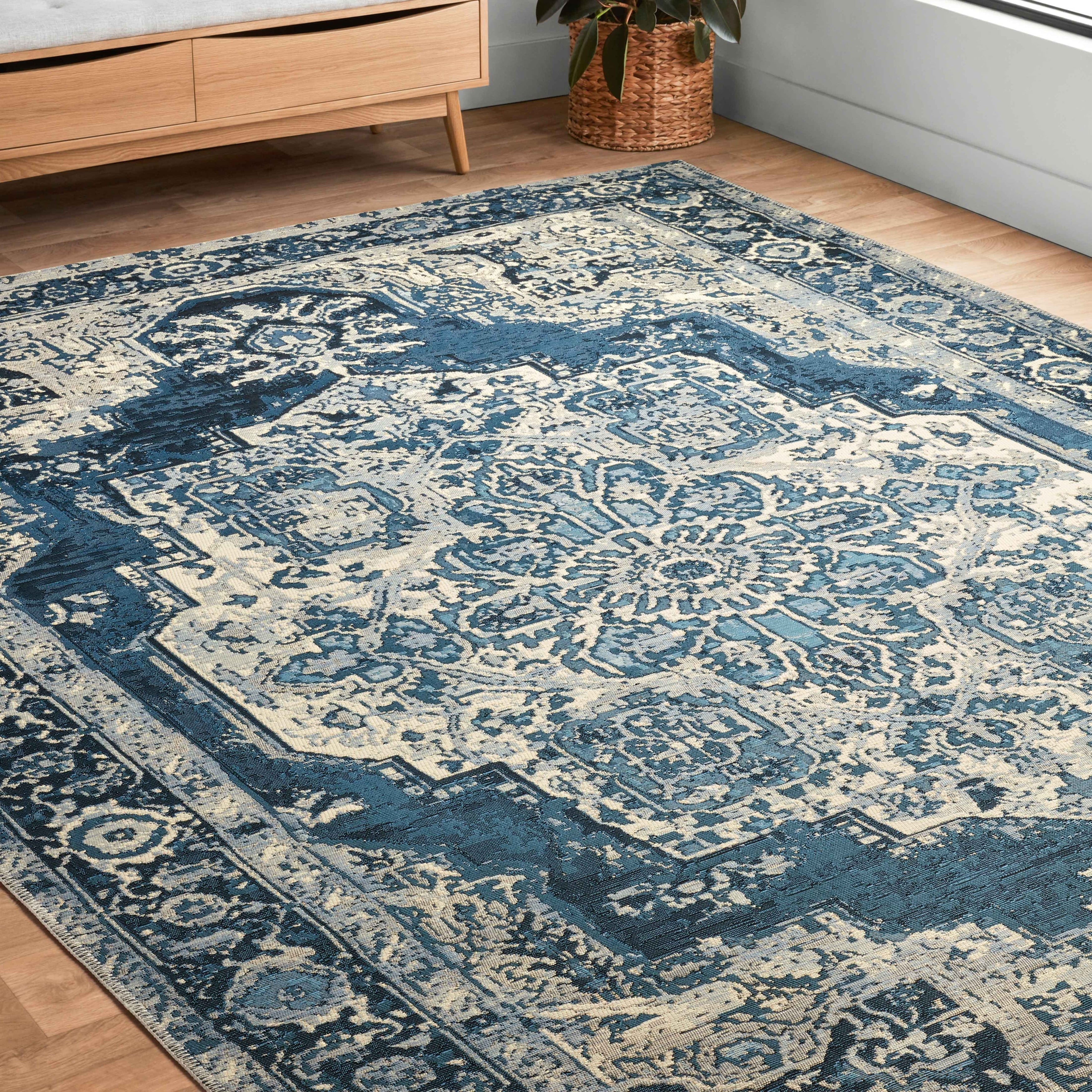 Alexander Home Armanda Tribal Inspired Area Rug