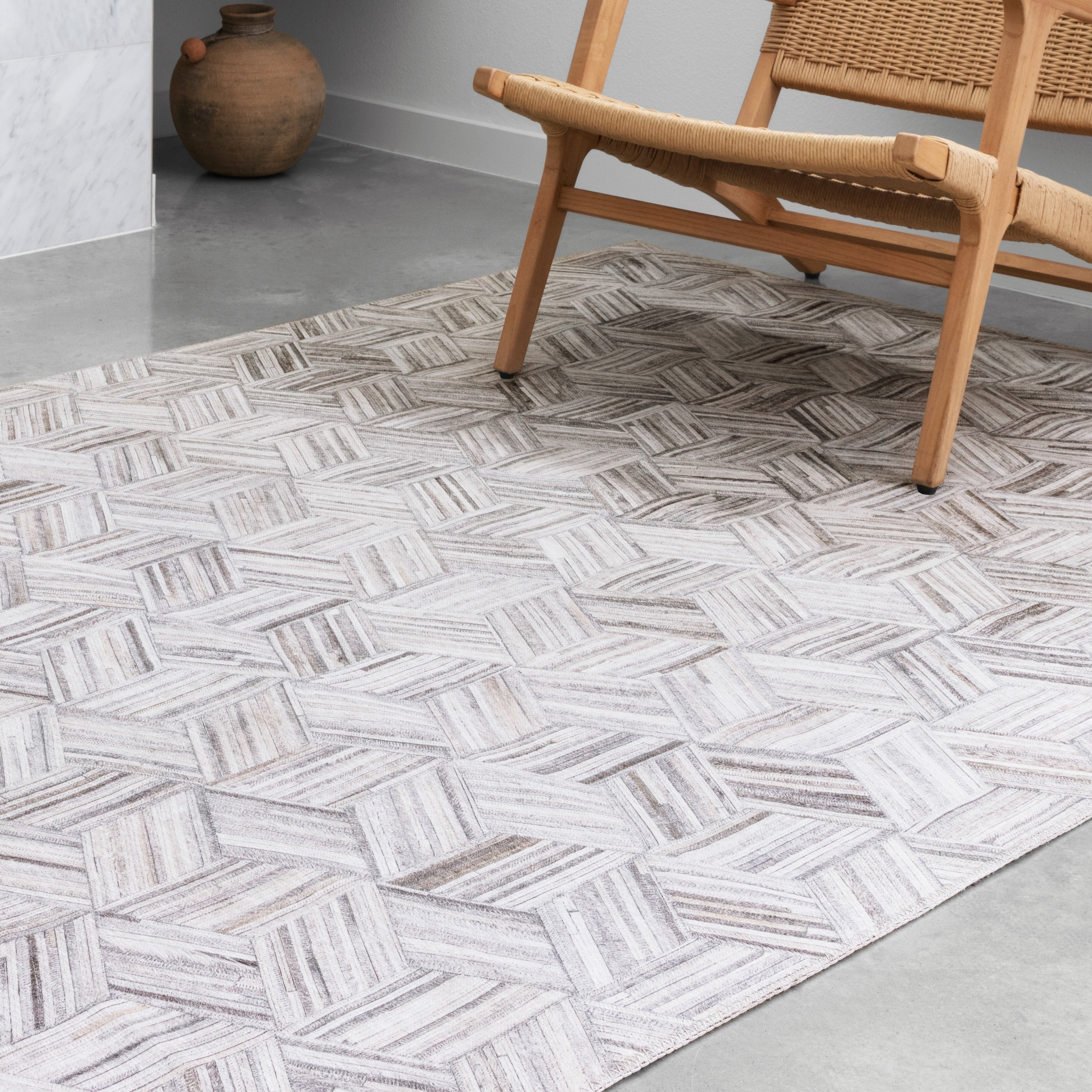 Alexander Home Davide 3 D Geometric Faux Cowhide Area Rug