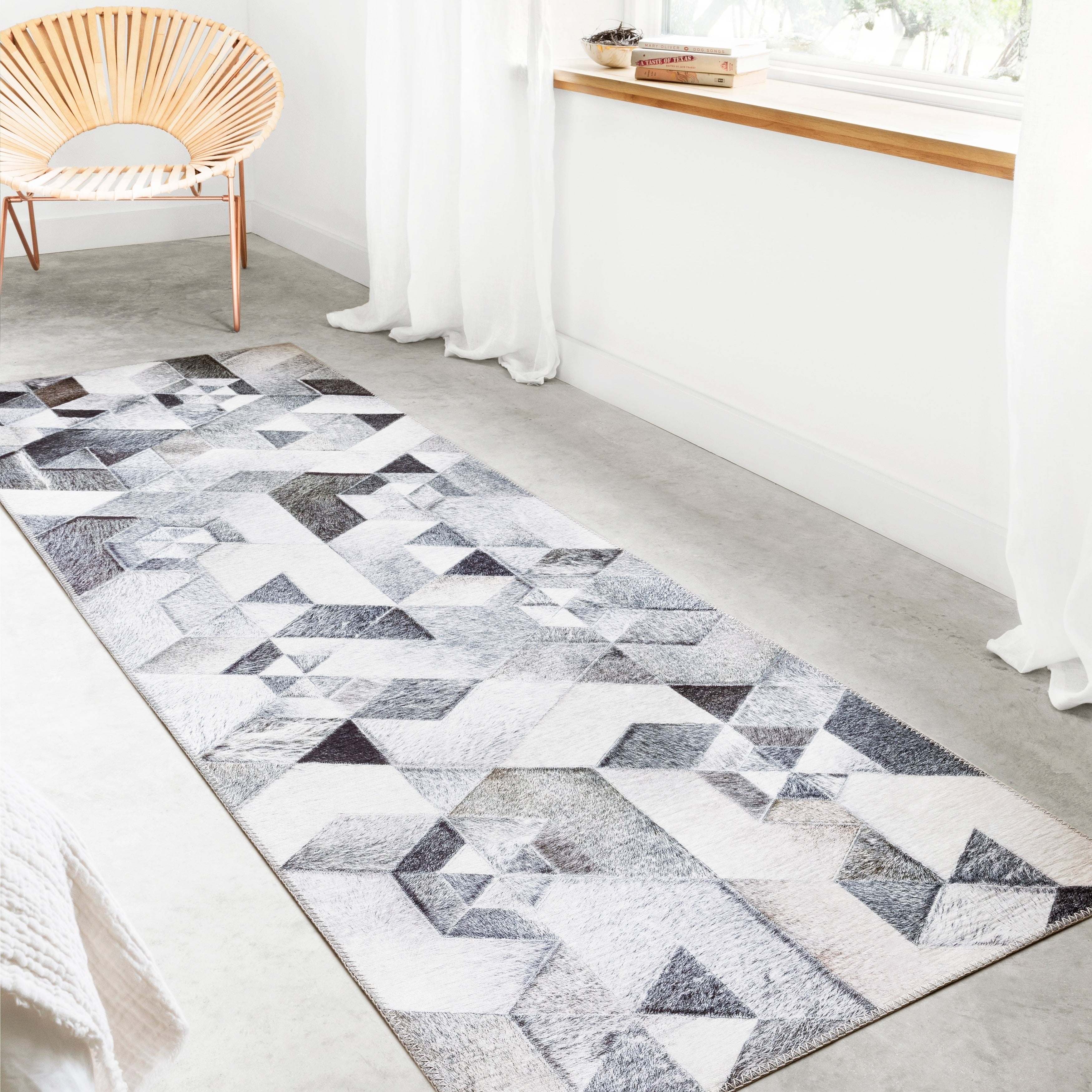 Alexander Home Davide Faux Cowhide Area Rug
