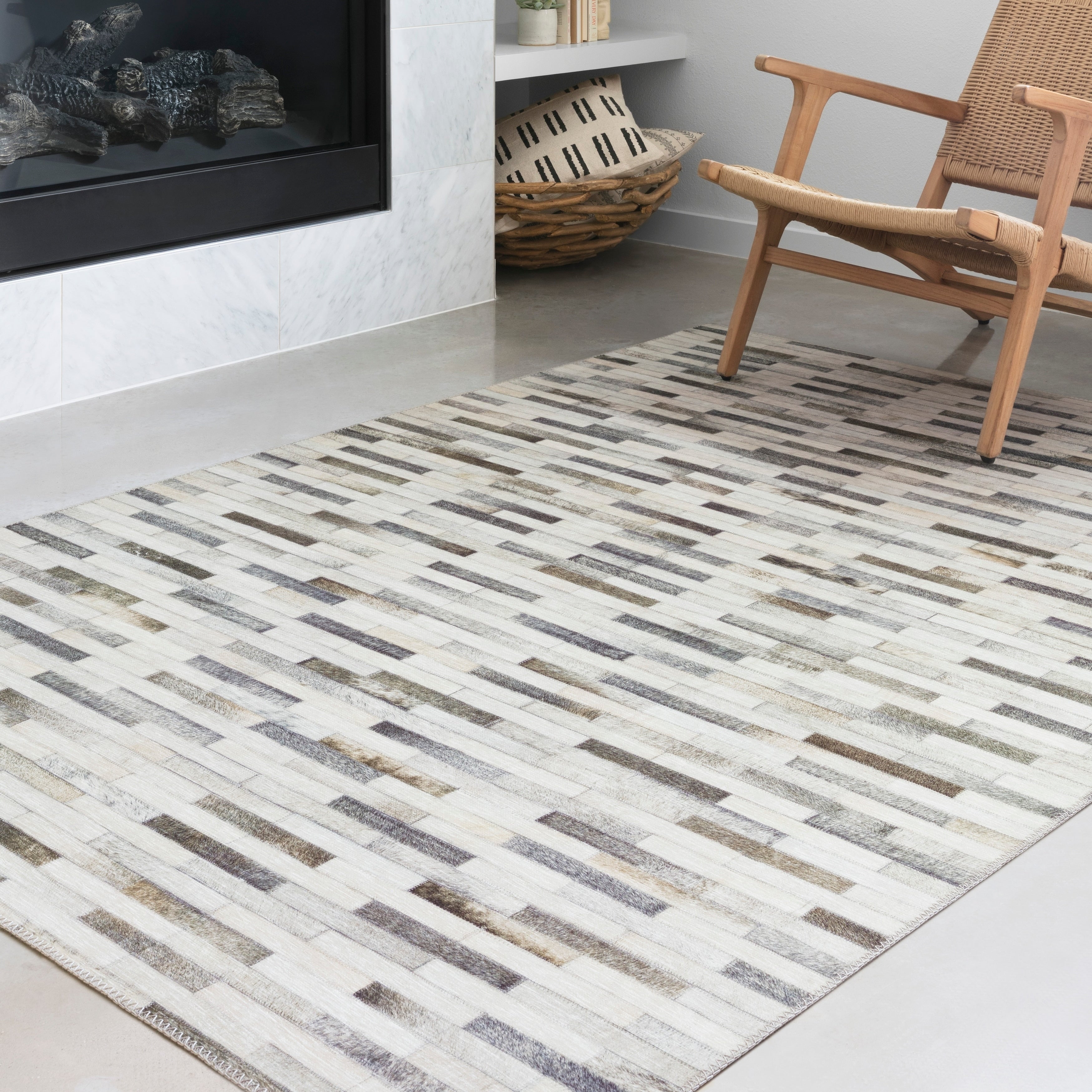 Alexander Home Davide Faux Cowhide Area Rug