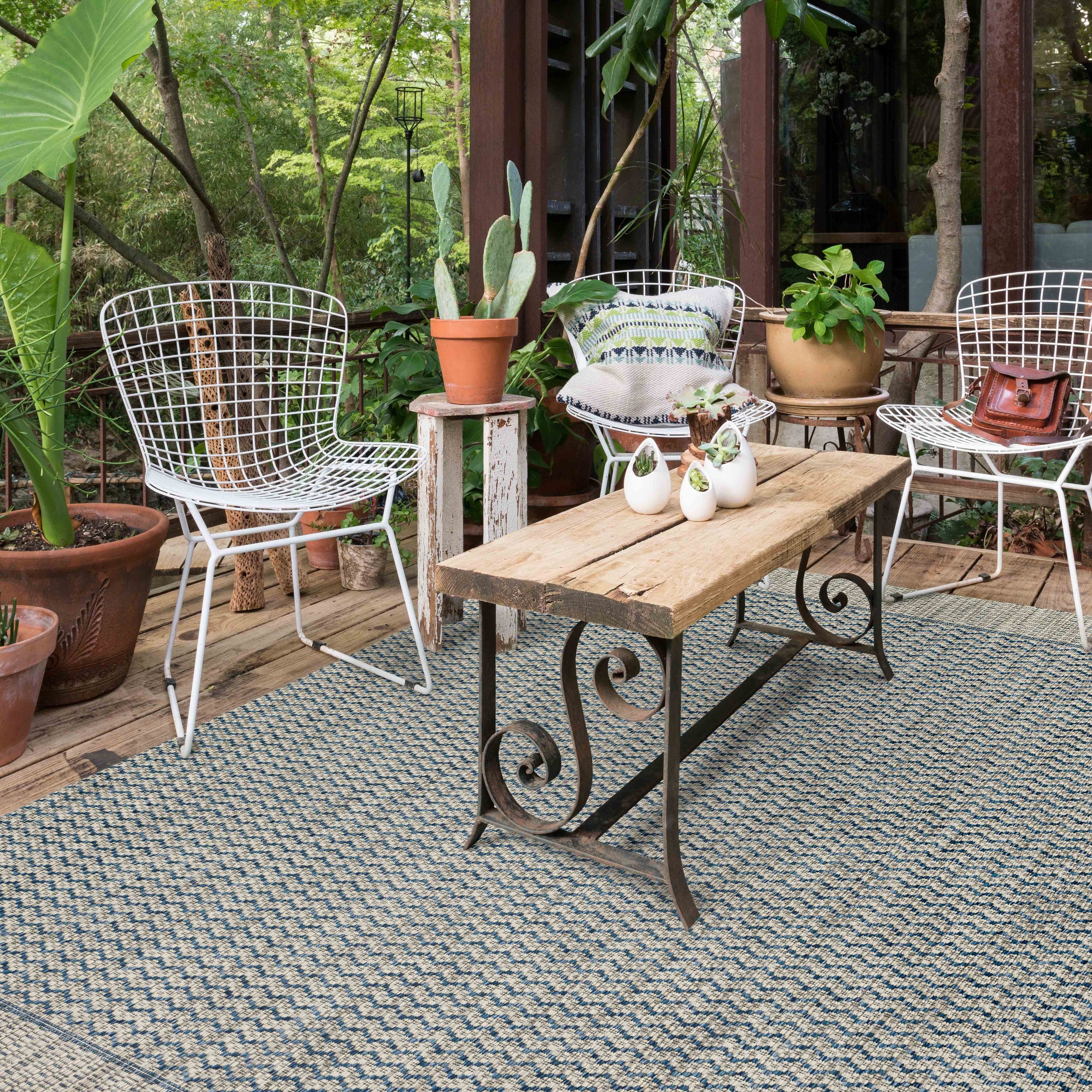 Indoor Outdoor Chevron Stripe Patio Rug 53 X 77