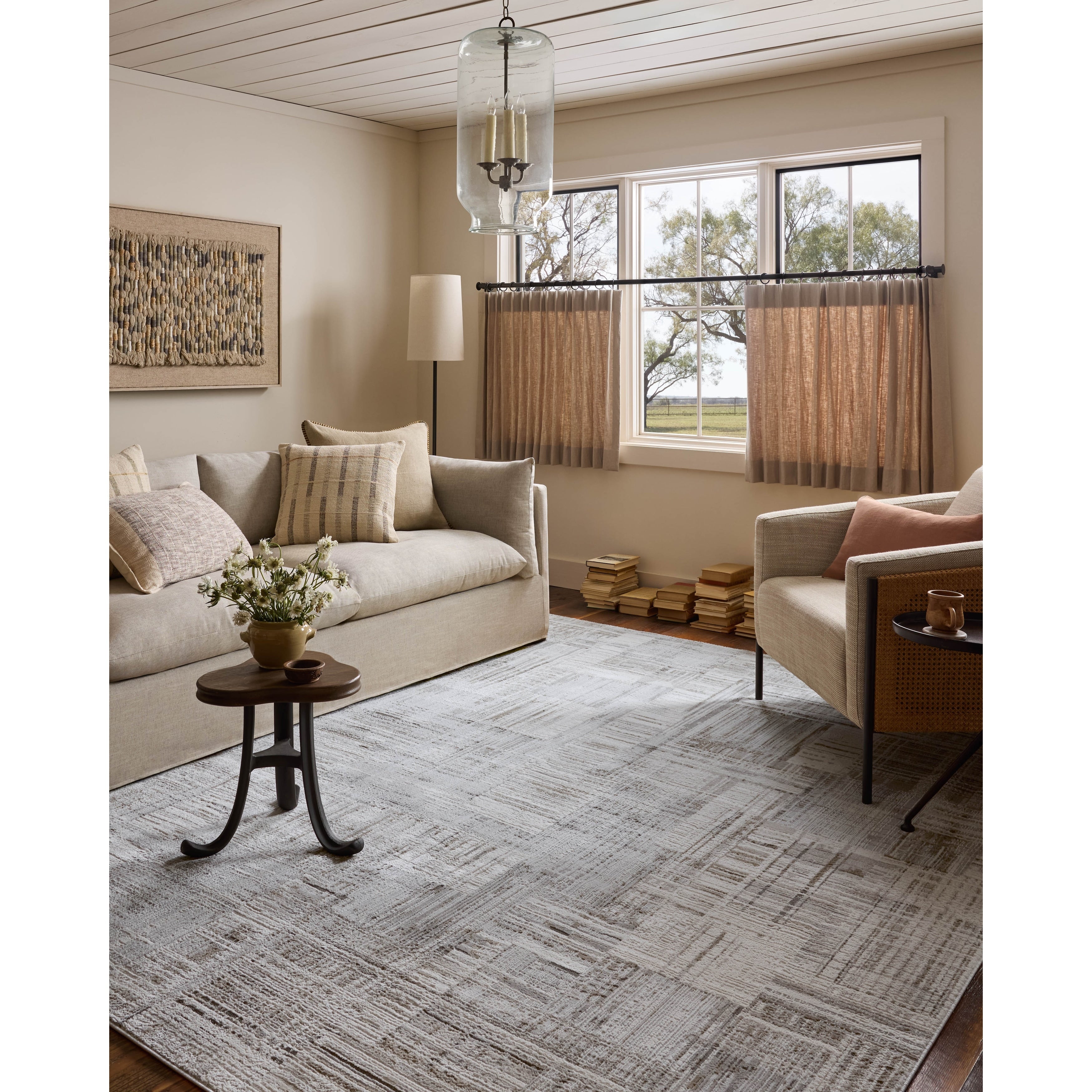 Alexander Home Havis Contemporary Area Rug