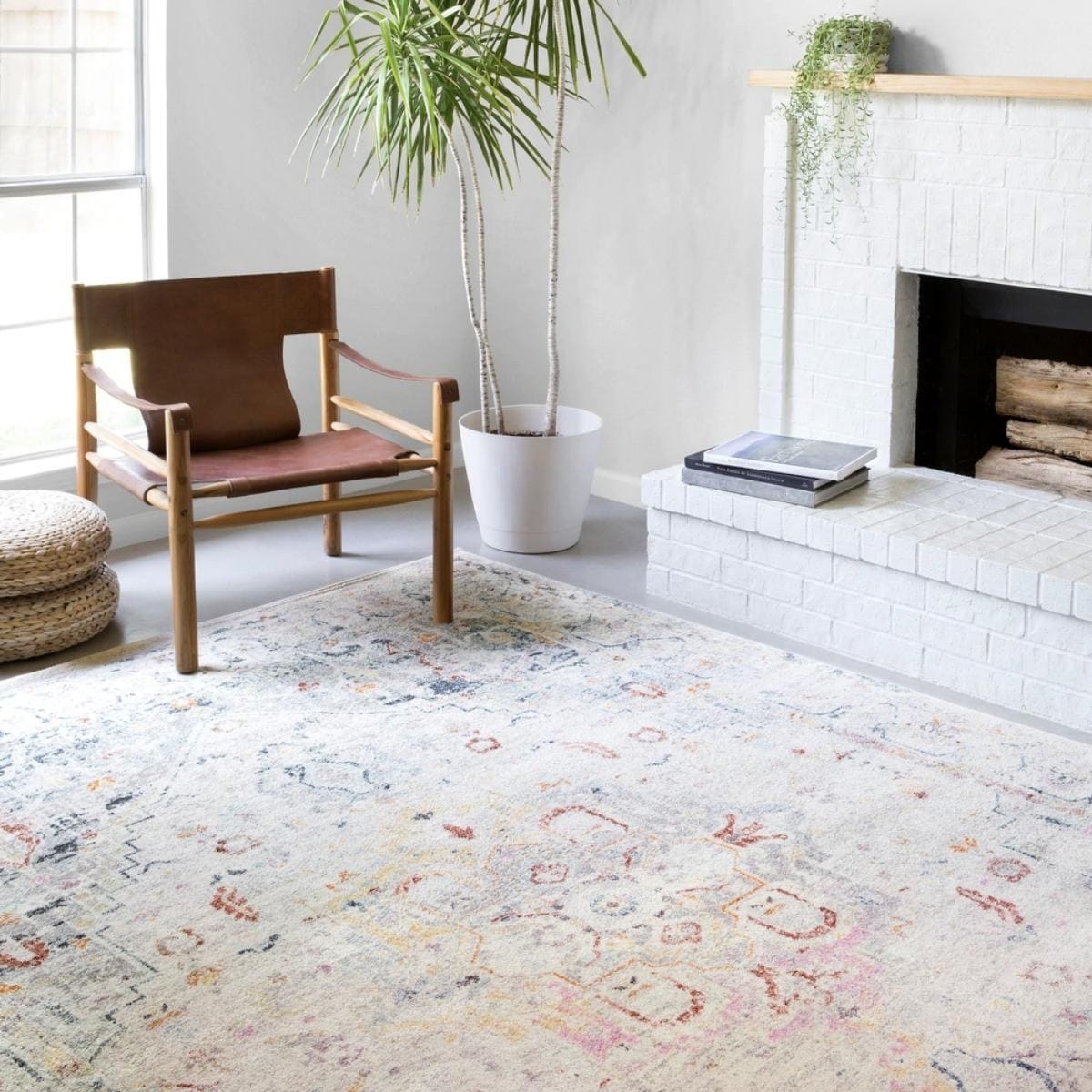 Alexander Home Jennifer Collection Traditional Inspired Area Rug