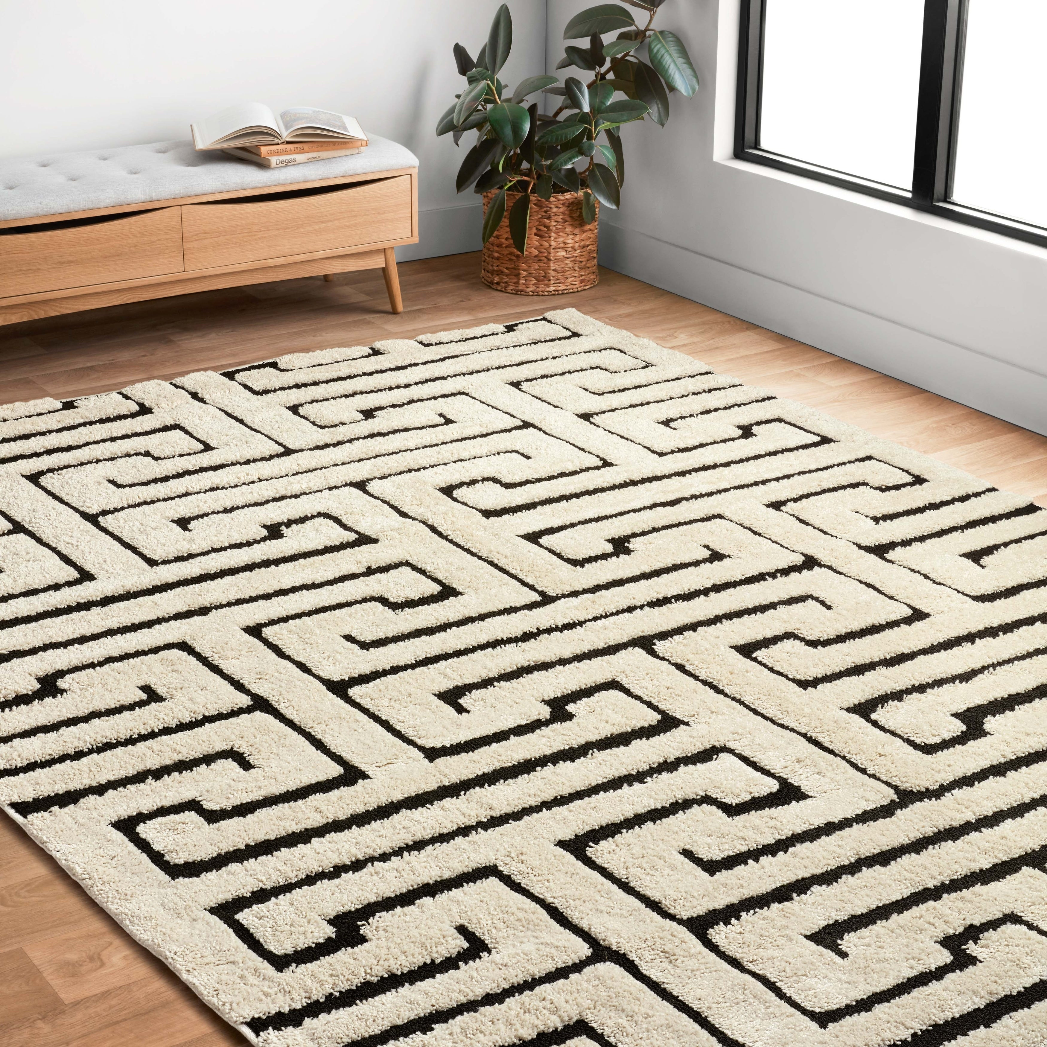 Contemporary White Black Geometric Maze Shag Rug 77 X 106