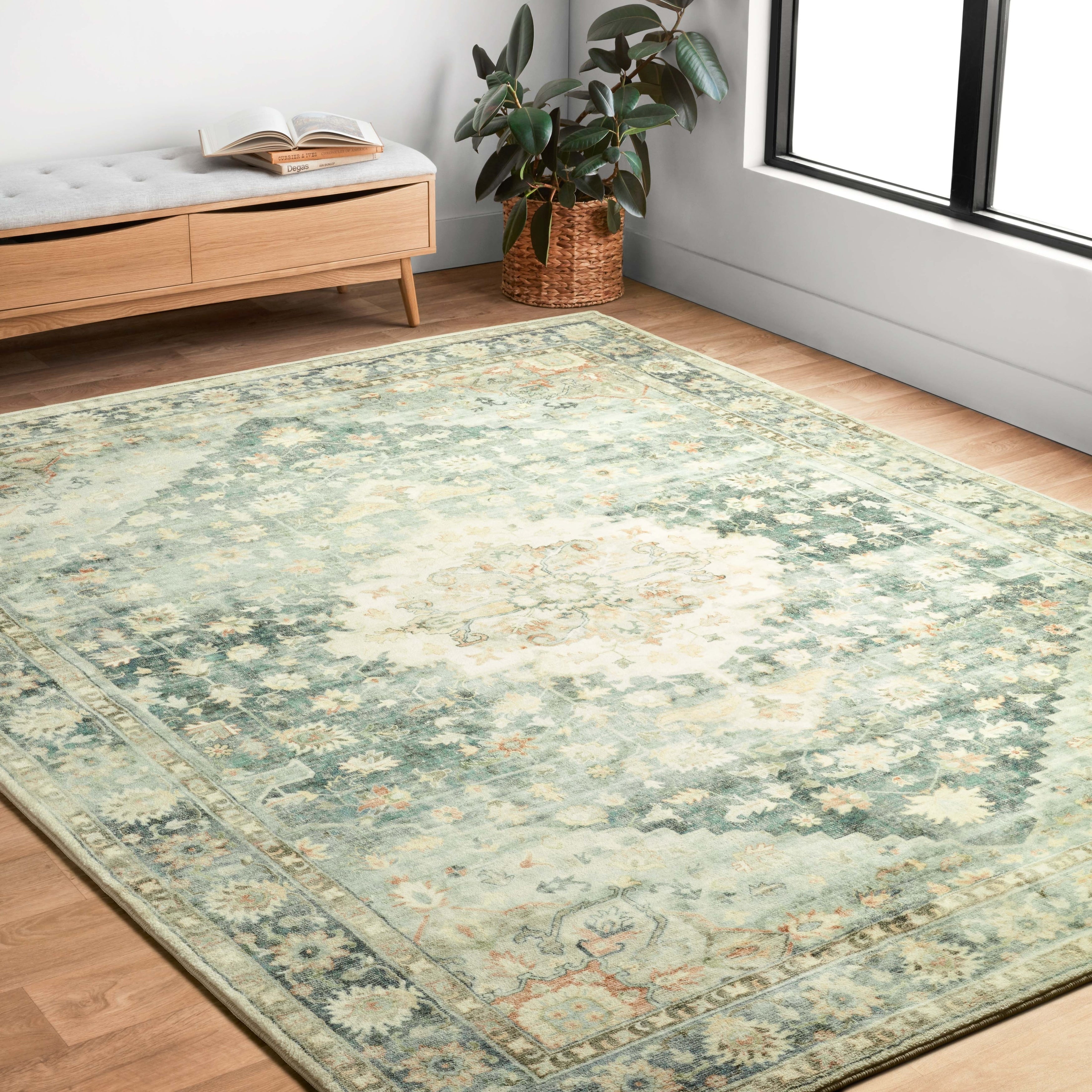 Alexander Home Juliet Floral Ultra Soft Distressed Oriental Rug