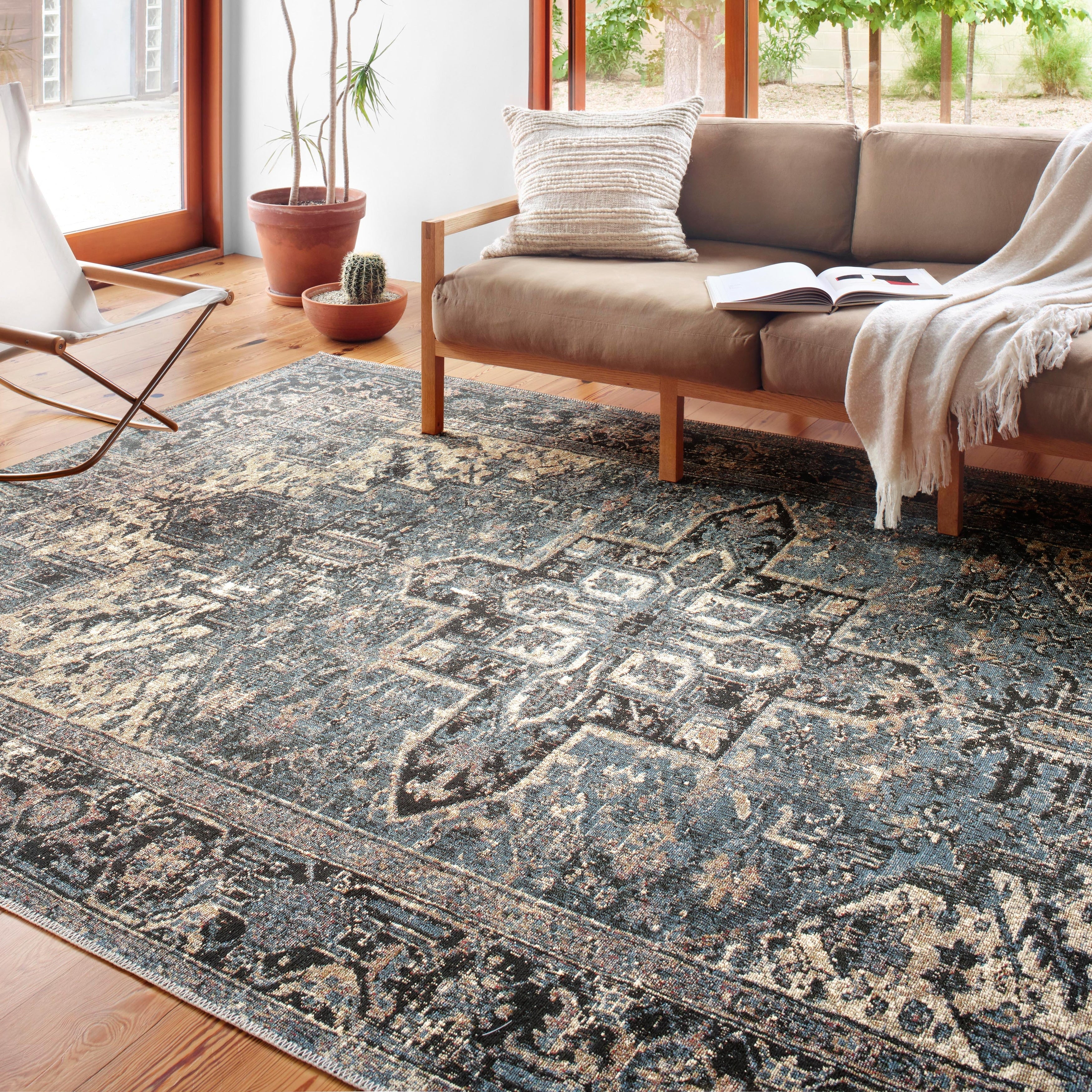 Alexander Home Luciano Ocean Distressed Oriental Rug