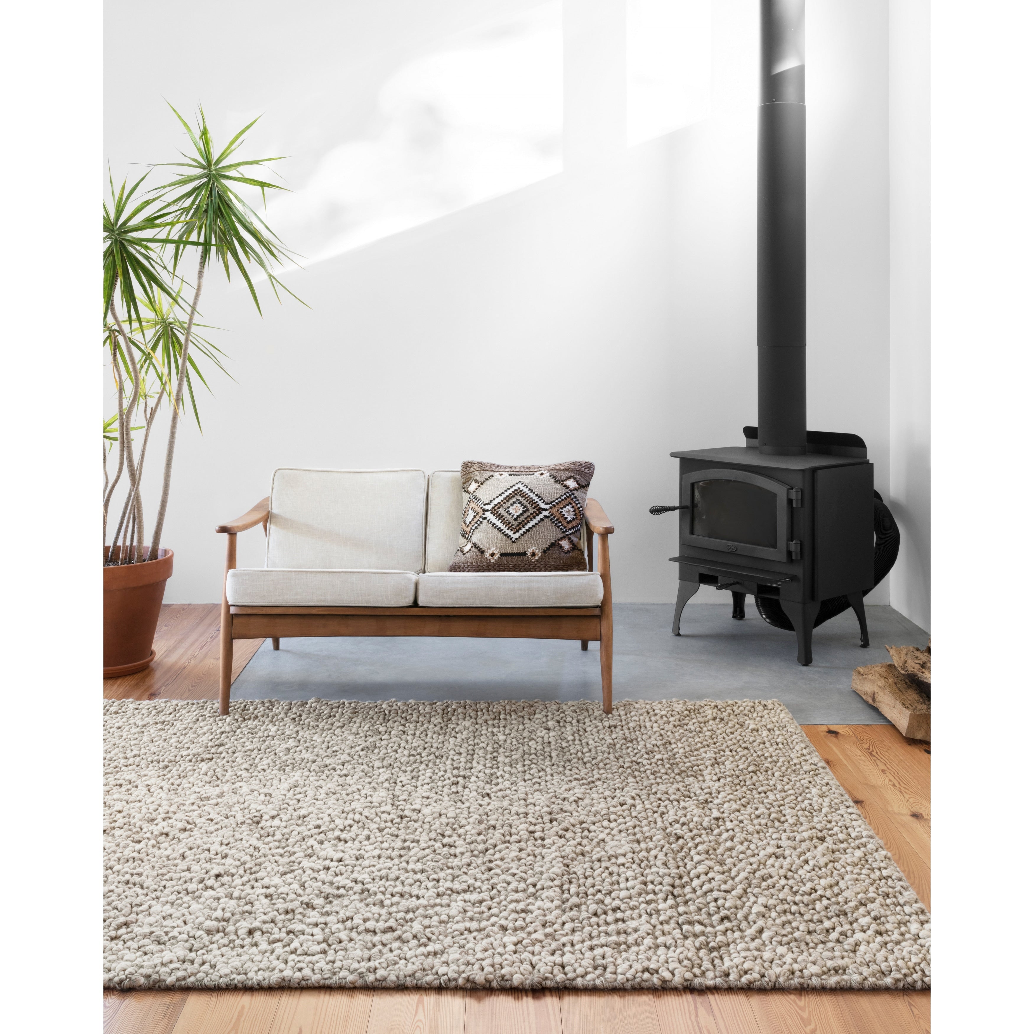 Alexander Home Quedo Contemporary Area Rug