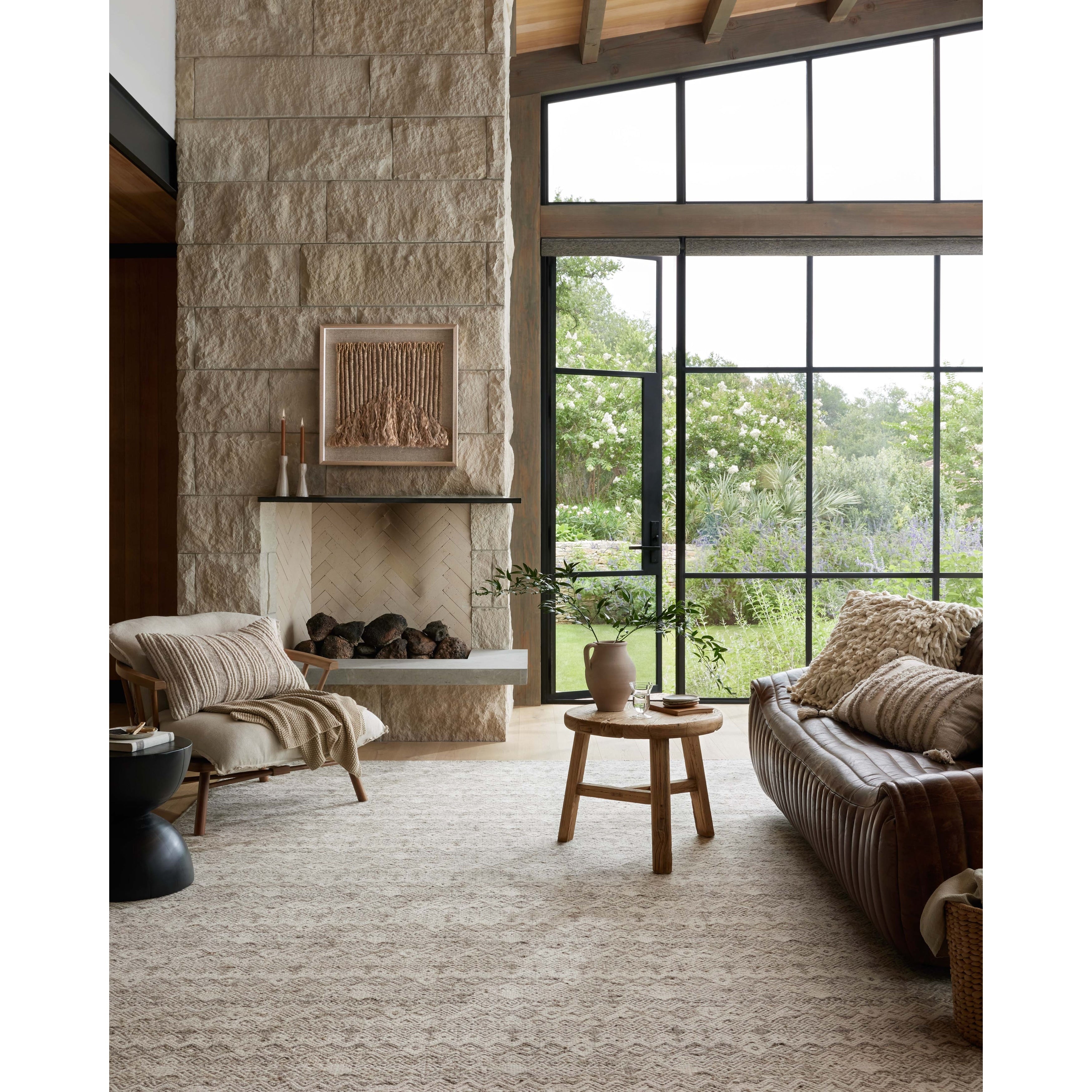 Alexander Home Rossel Traditional Area Rug