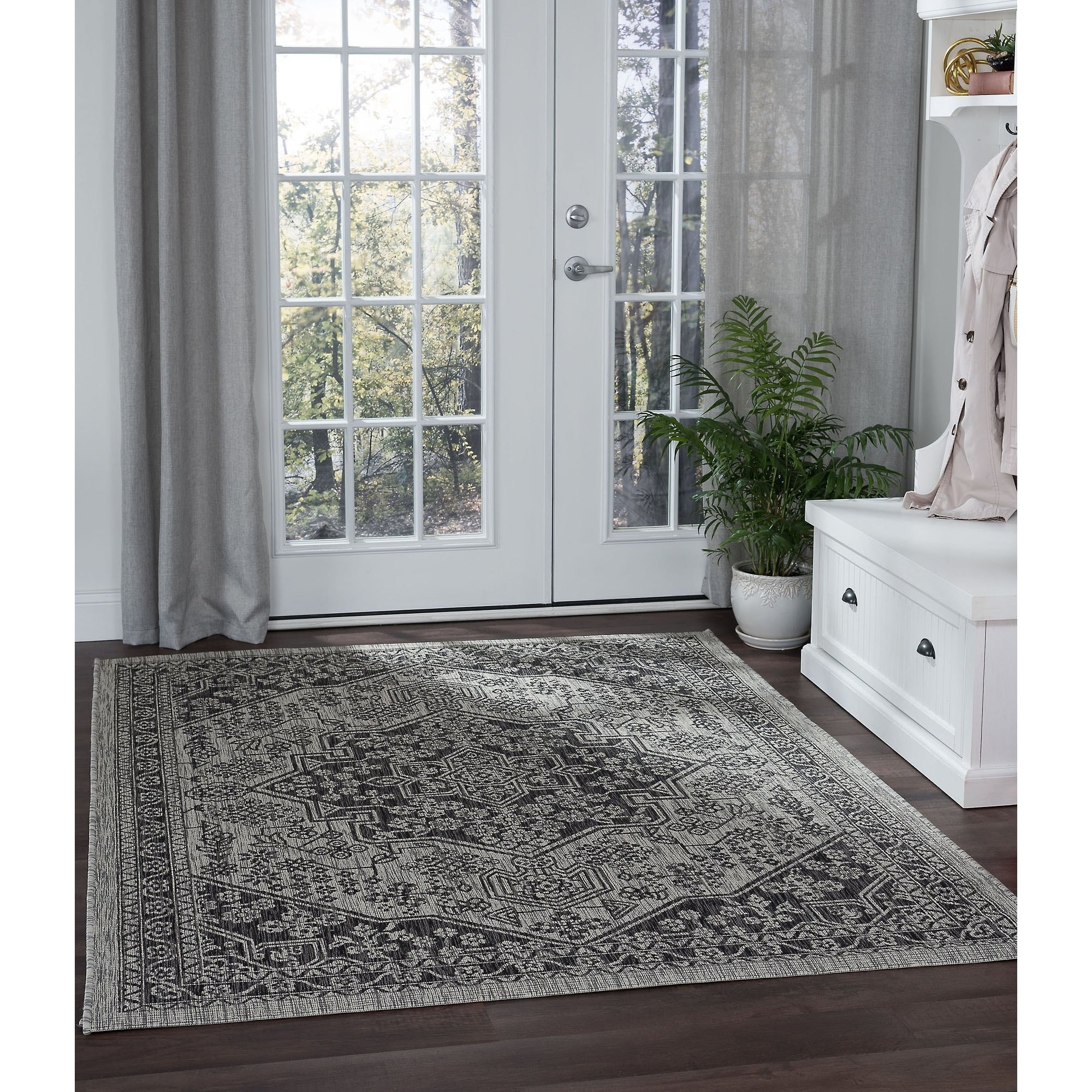 Alise Rugs Colonnade Traditional Medallion Area Rug