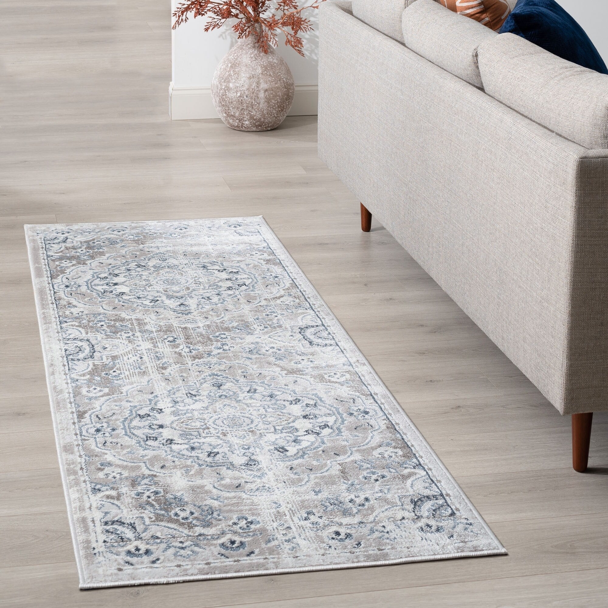 Alise Rugs Linx Traditional Medallion Area Rug