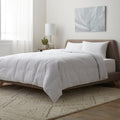 All Seasons Soft Durable 250 Thread Count Down Blend Comforter