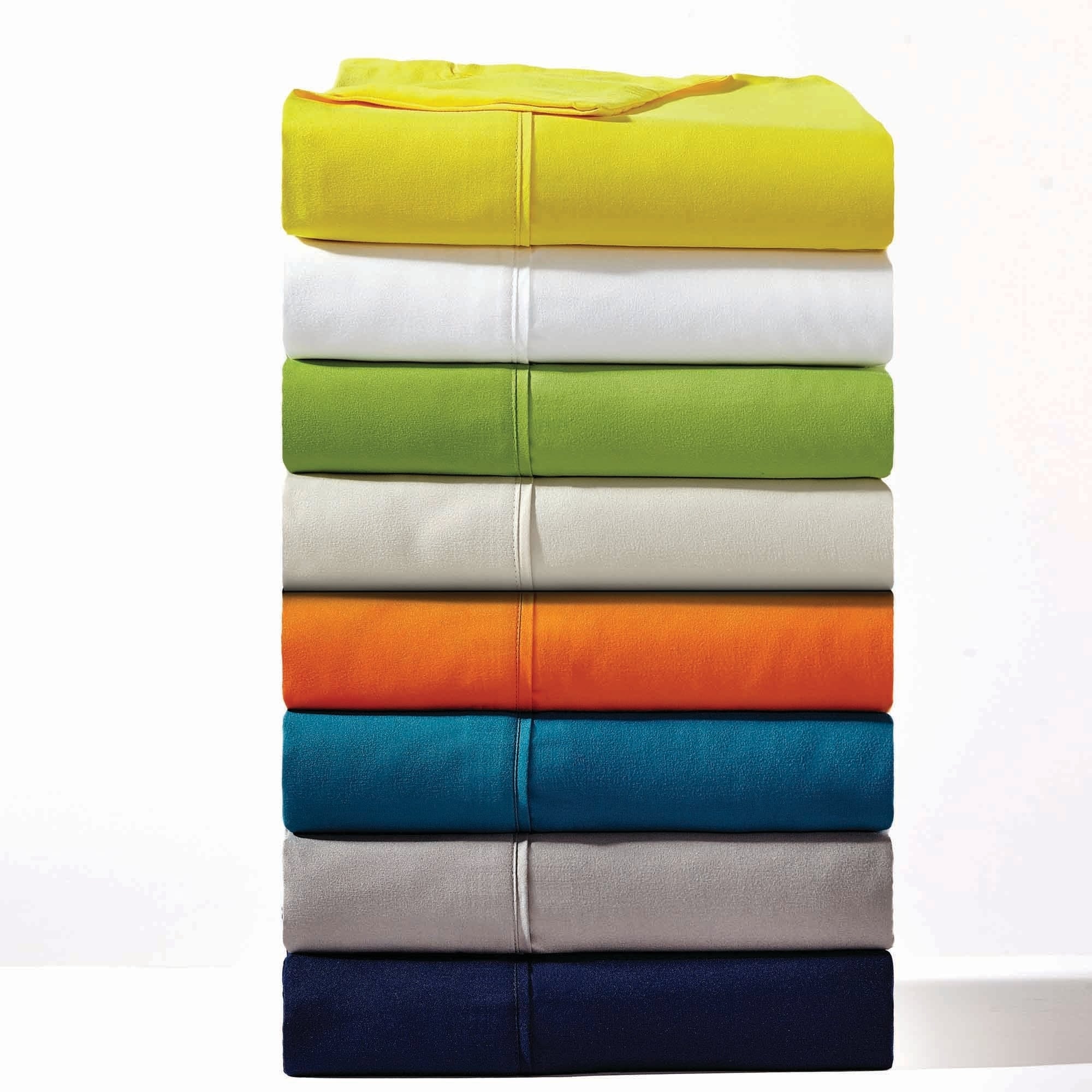 Amrapur Overseas 1800 Series 100 Gsm 4 Piece Solid Microfiber Sheet Set