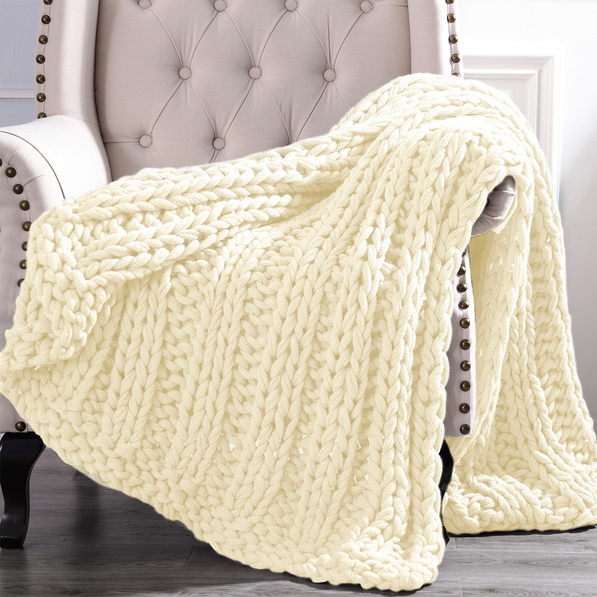 Amrapur Overseas Luxury Chunky Knit Acrylic Bed Sofa Throw