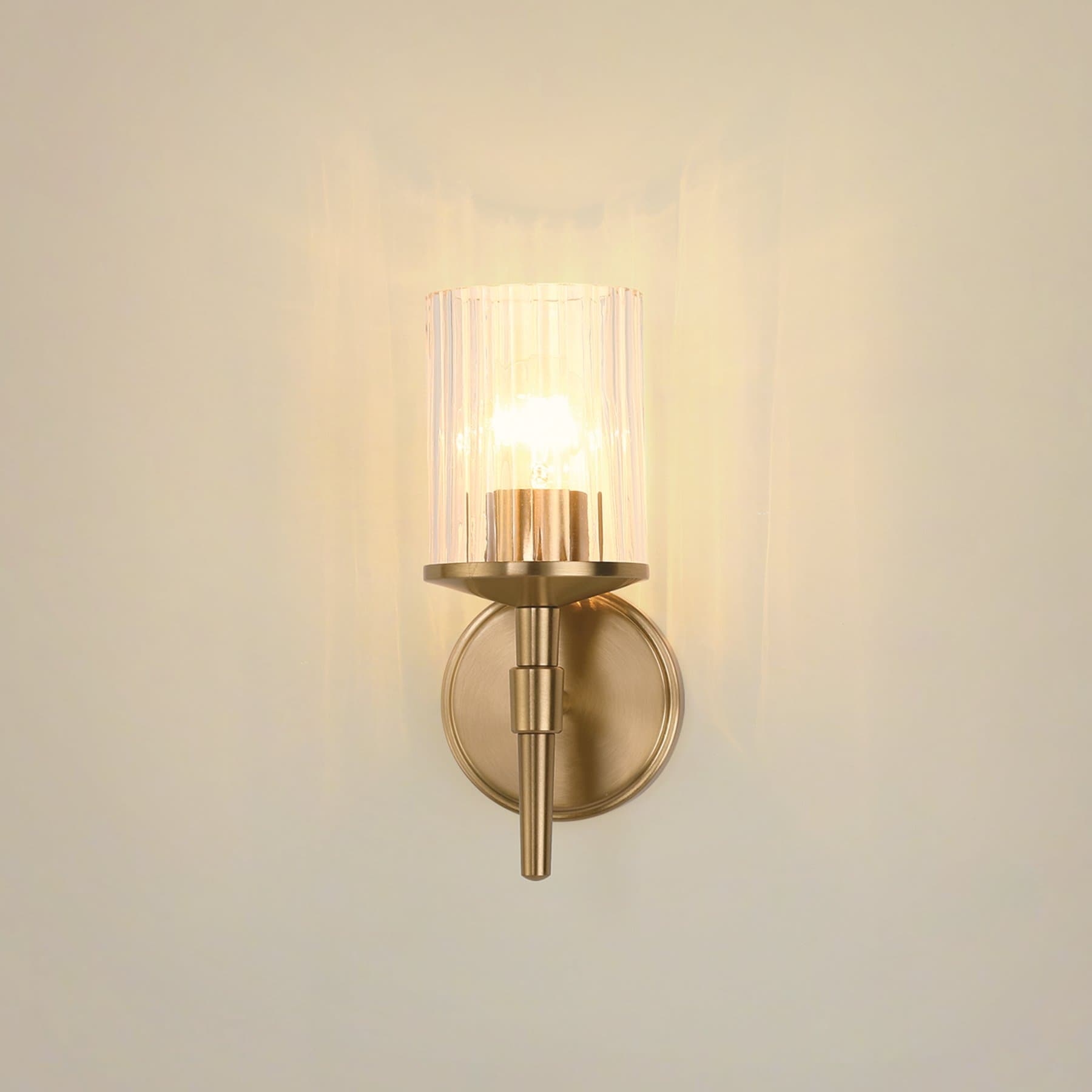 Andrea 5 Inch 1 Light Champagne Gold Vanity Light With Clear Ribbed Glass Shade