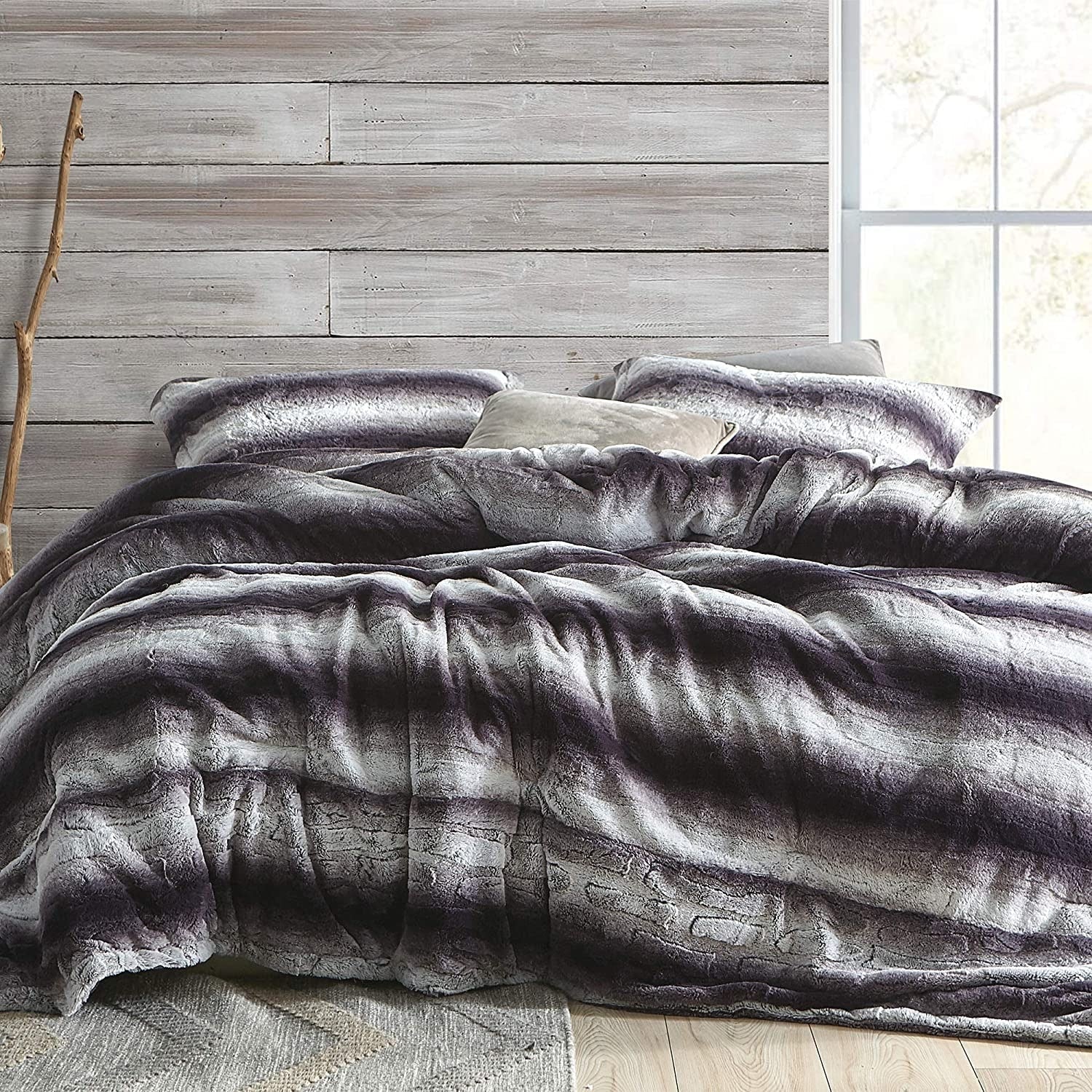 Animalistic Coma Inducer Oversized Comforter