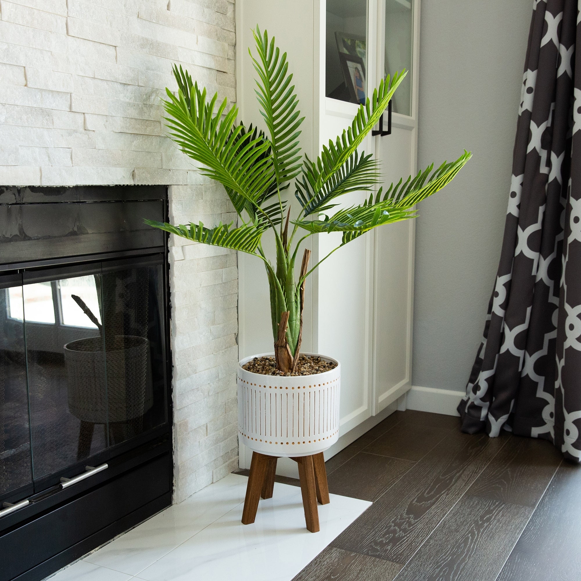Areca Palm 4Ft Planter On Wood Stand One Size