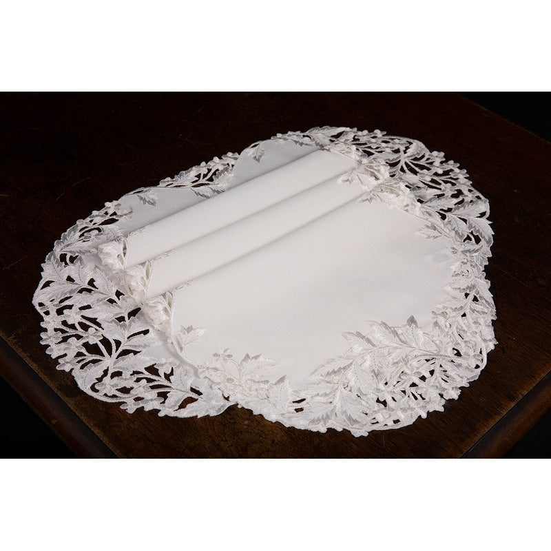 Arietta Embroidered Cutwork Placemats 12 By 18 Inch Set Of 4