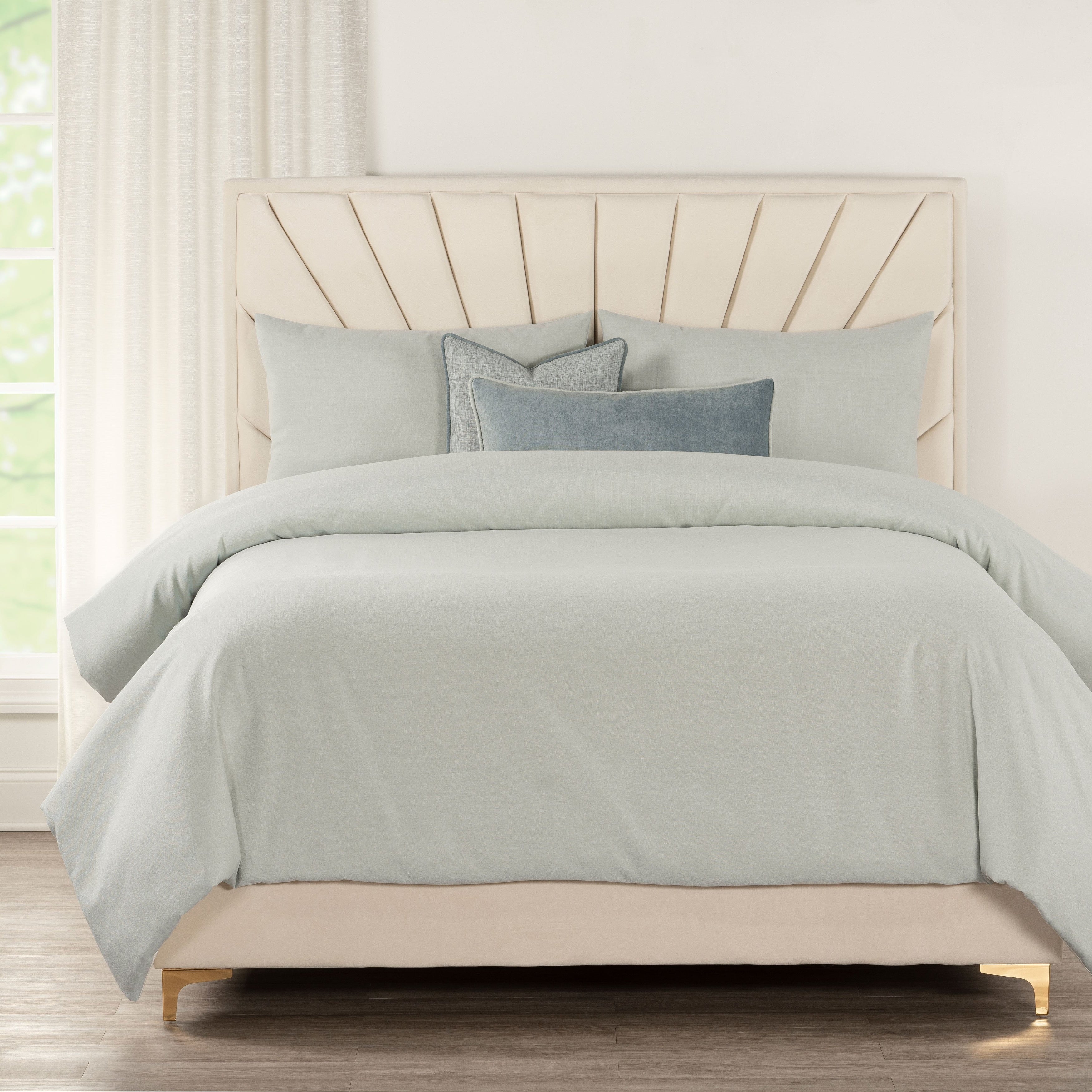 Atlantic Silver Classic Duvet Cover And Insert Set