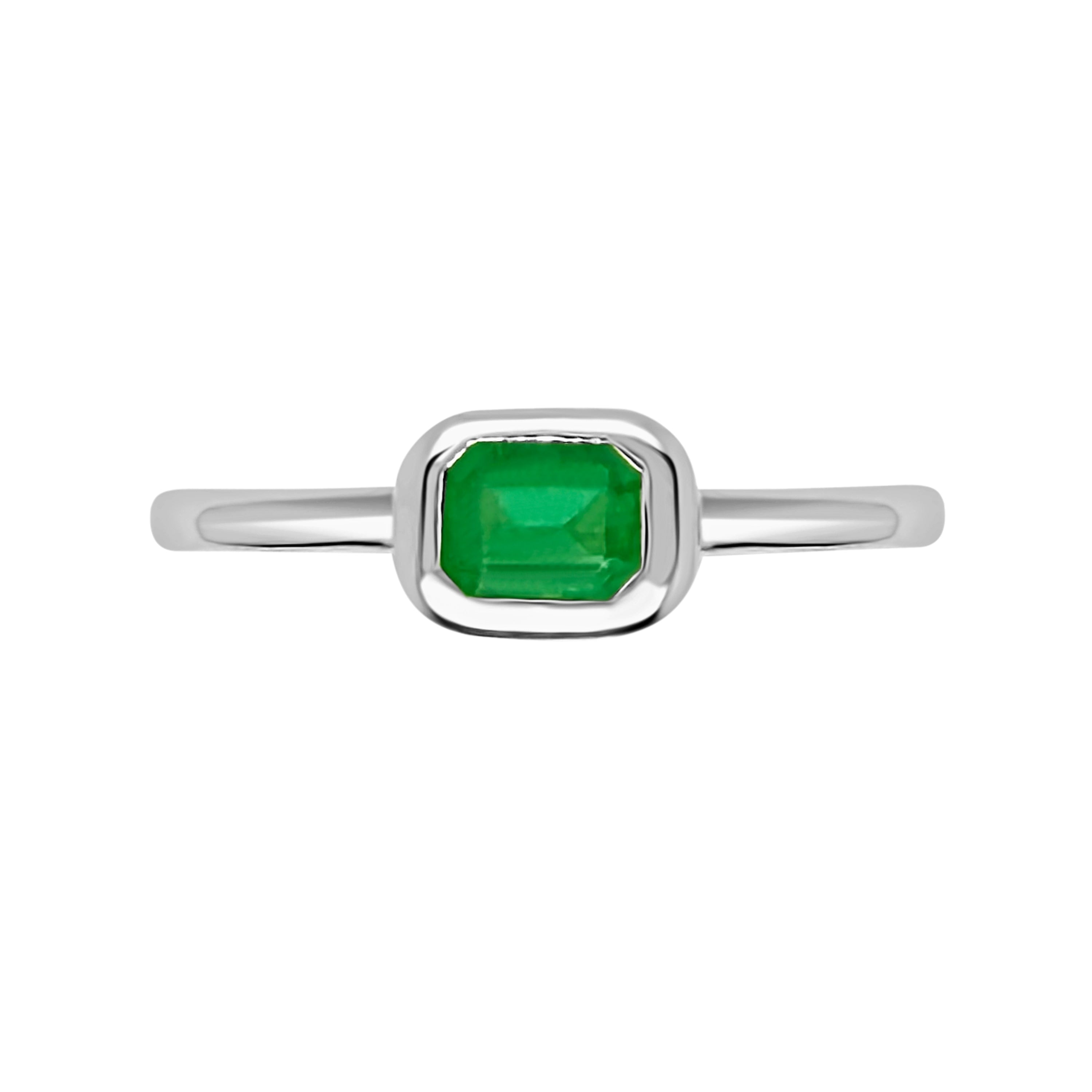 Auriya 14K Gold Emerald Bezel Ring 0.60Ctw
