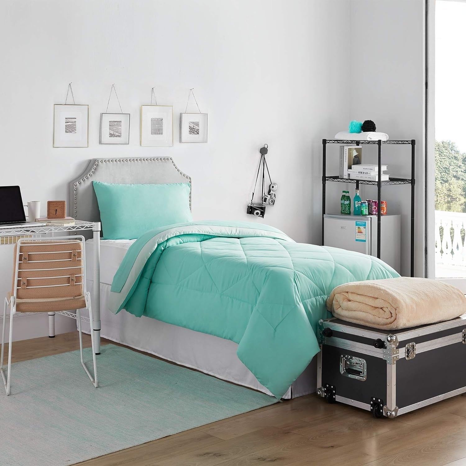 Byb Yucca Hint Of Mint Reversible Comforter Shams Not Included