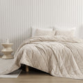 Beaute Living Diamond Velvet 3 Piece Quilt Set