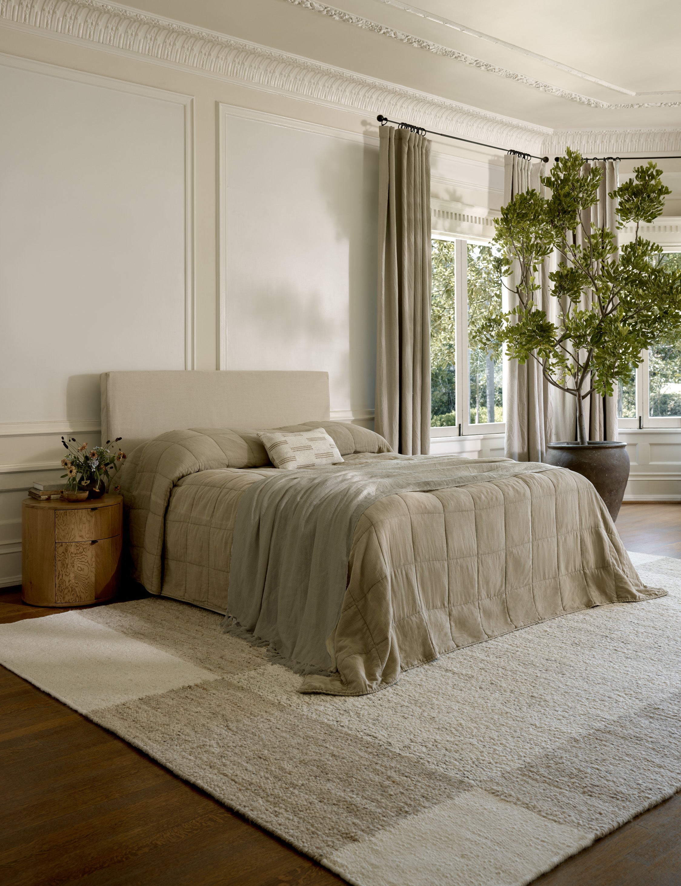 Maura Slipcover Bed