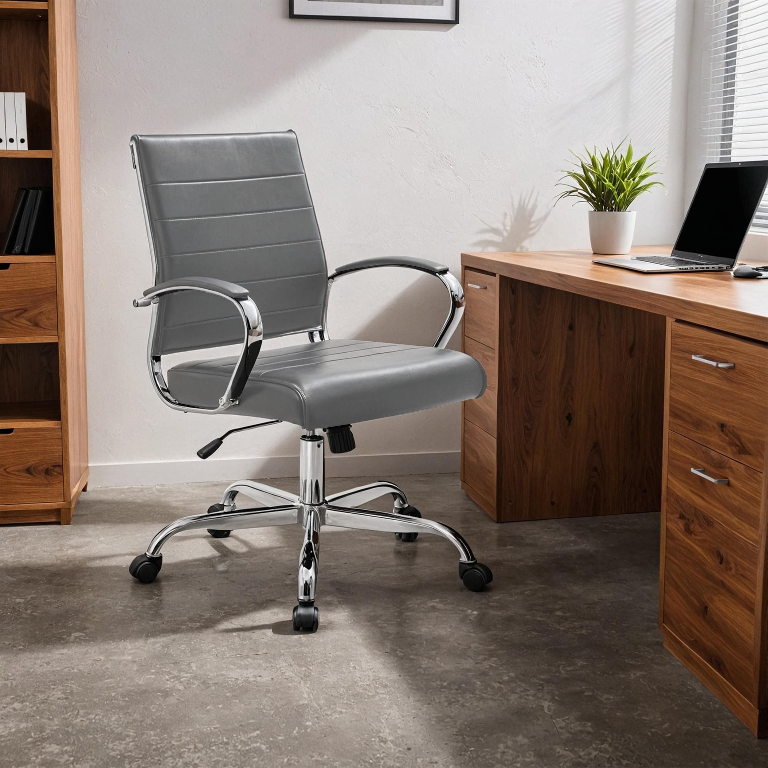Leisuremod Benmar Modern High Back Executive Leatherette Office Chair