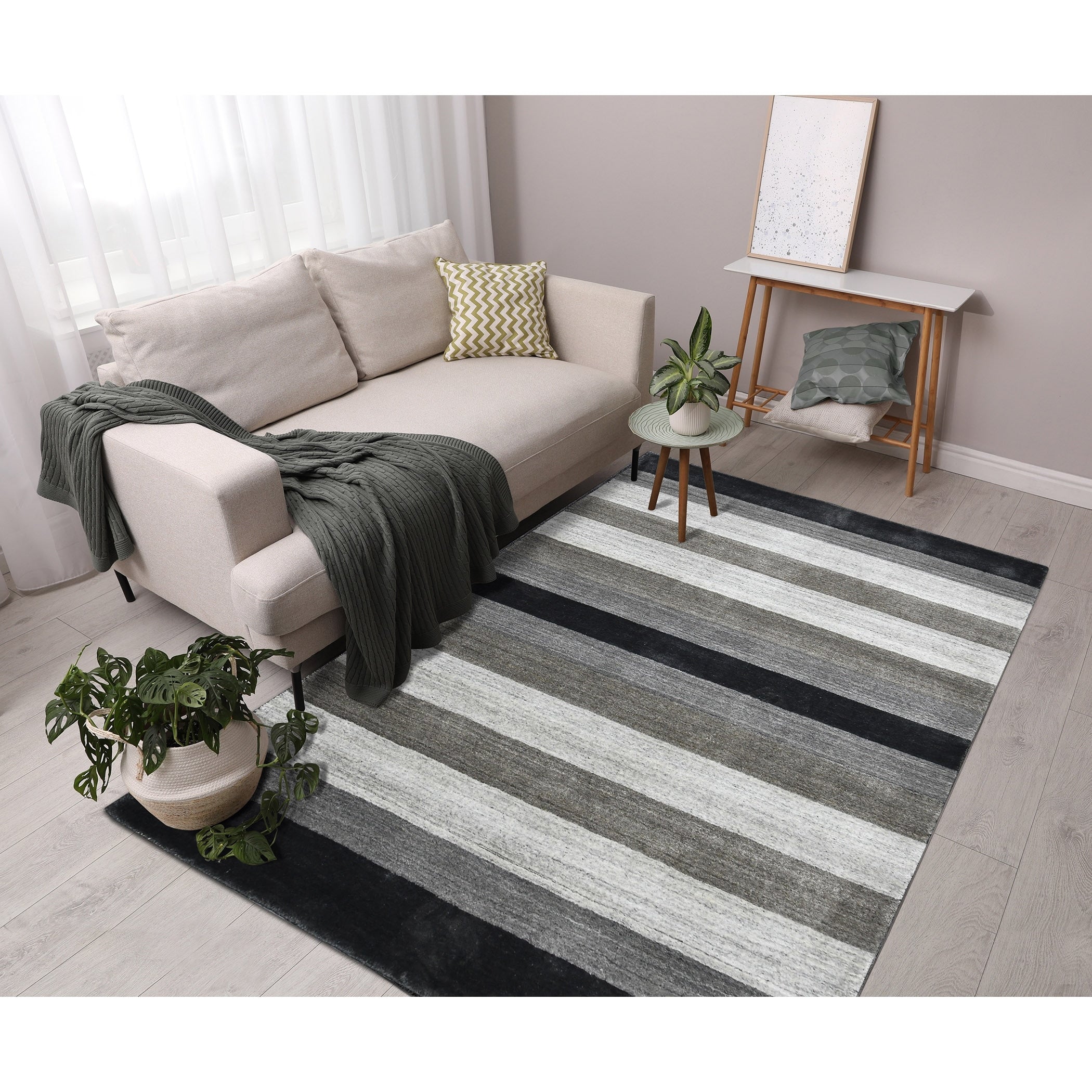 Hand Woven Berkley Charcoal Blended New Zealand Wool And Art Silk Area Rug 10 X 14