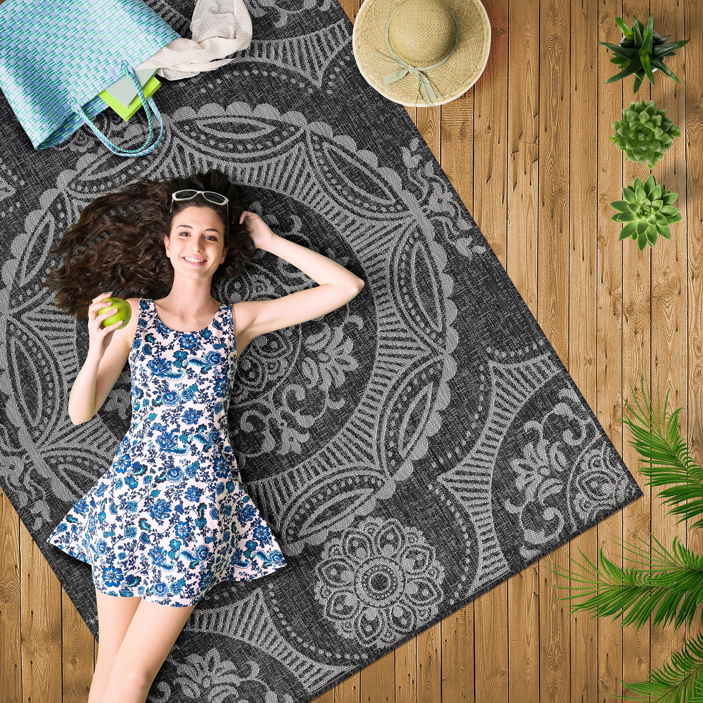 Beverly Rug Waikiki Collection Indoor Outdoor Medallion Area Rug 53X70 Dark Grey Light Grey Wkk20609